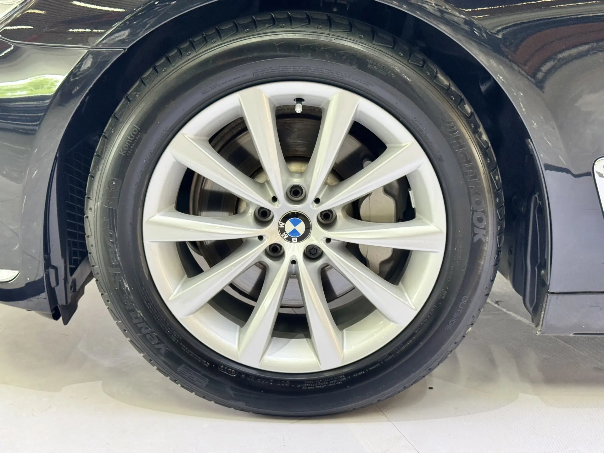 BMW 730Li, 2017 11