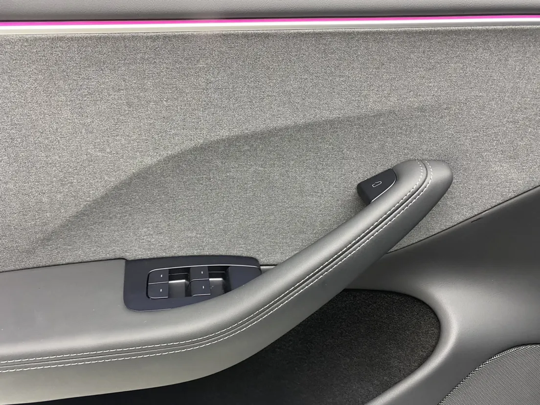 Tesla Model 3, 2024 22