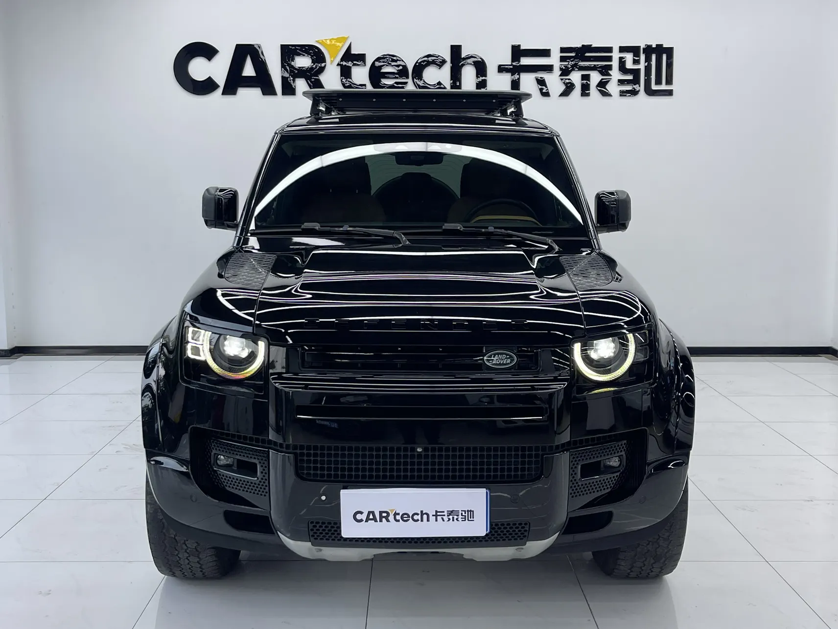Land Rover Defender, 2024 2
