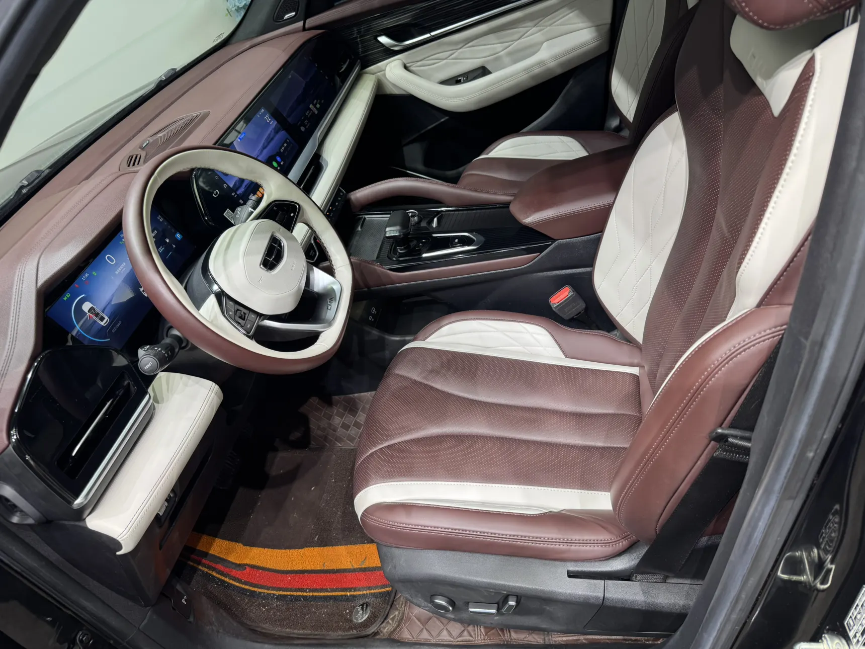 Geely Xingyue L, 2023 13