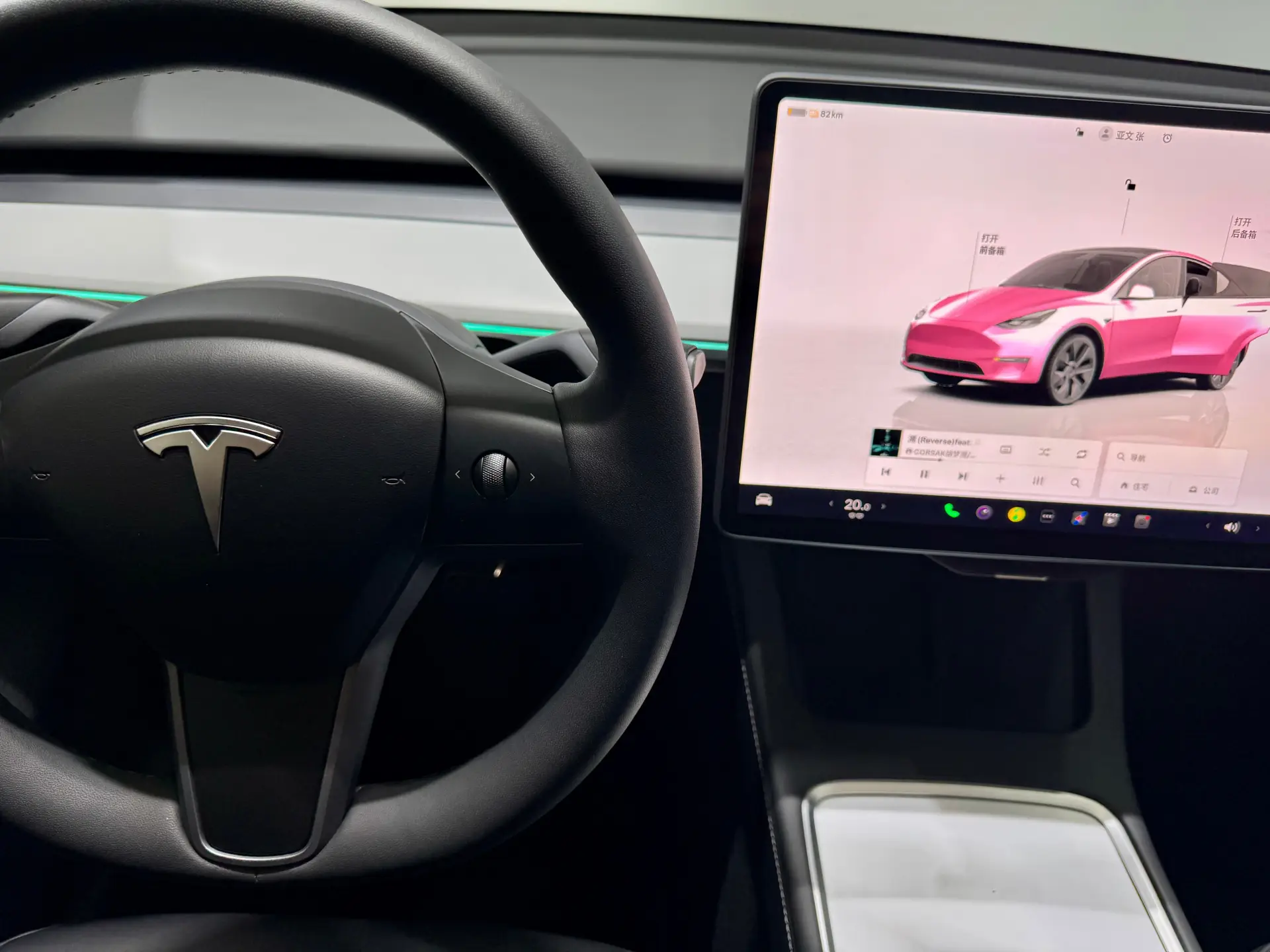 Tesla Model Y, 2025 12