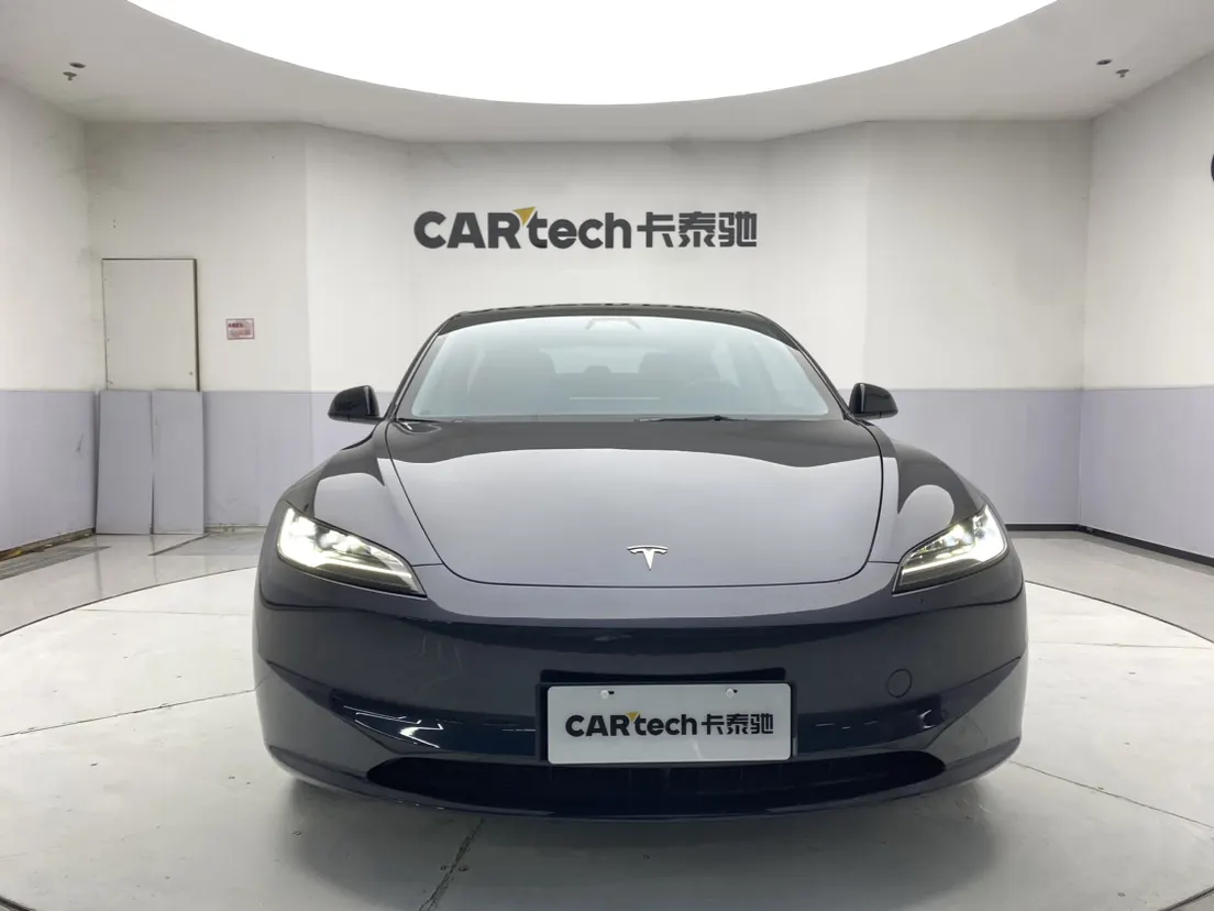 Tesla Model 3, 2024 3