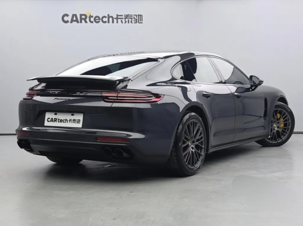 Porsche Panamera, 2017 3