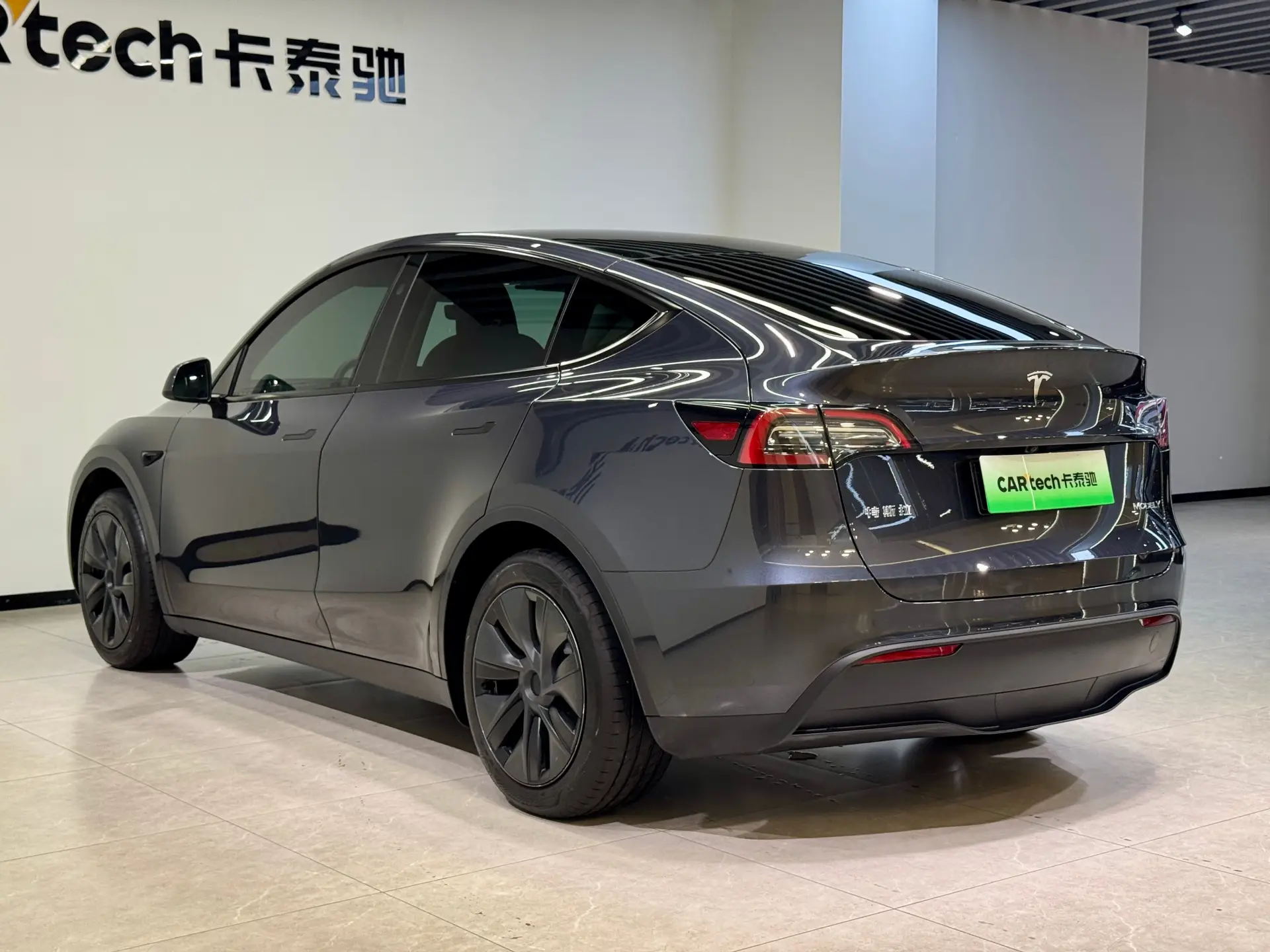 Tesla Model Y, 2025 25