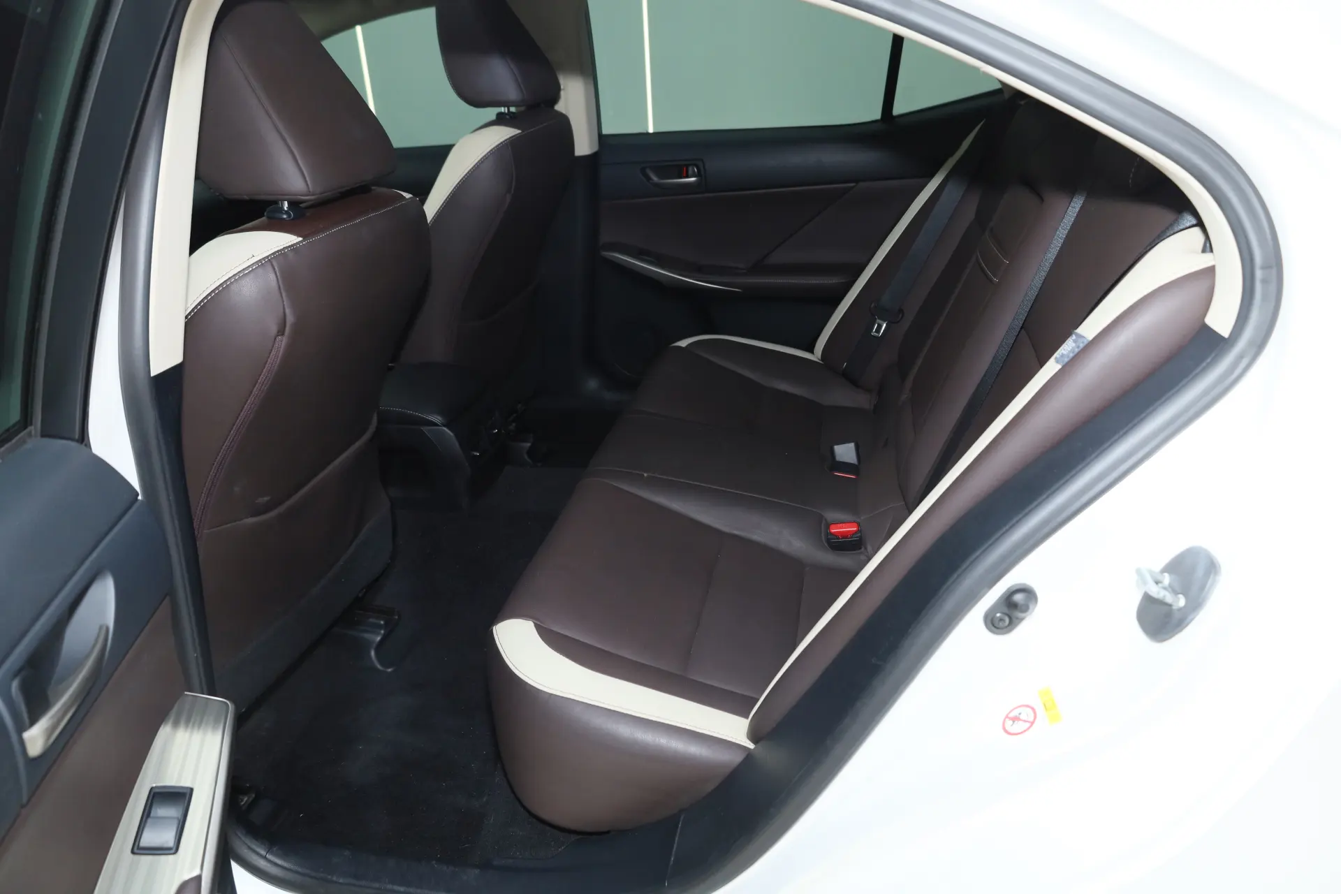 Lexus IS 300, 2017 20
