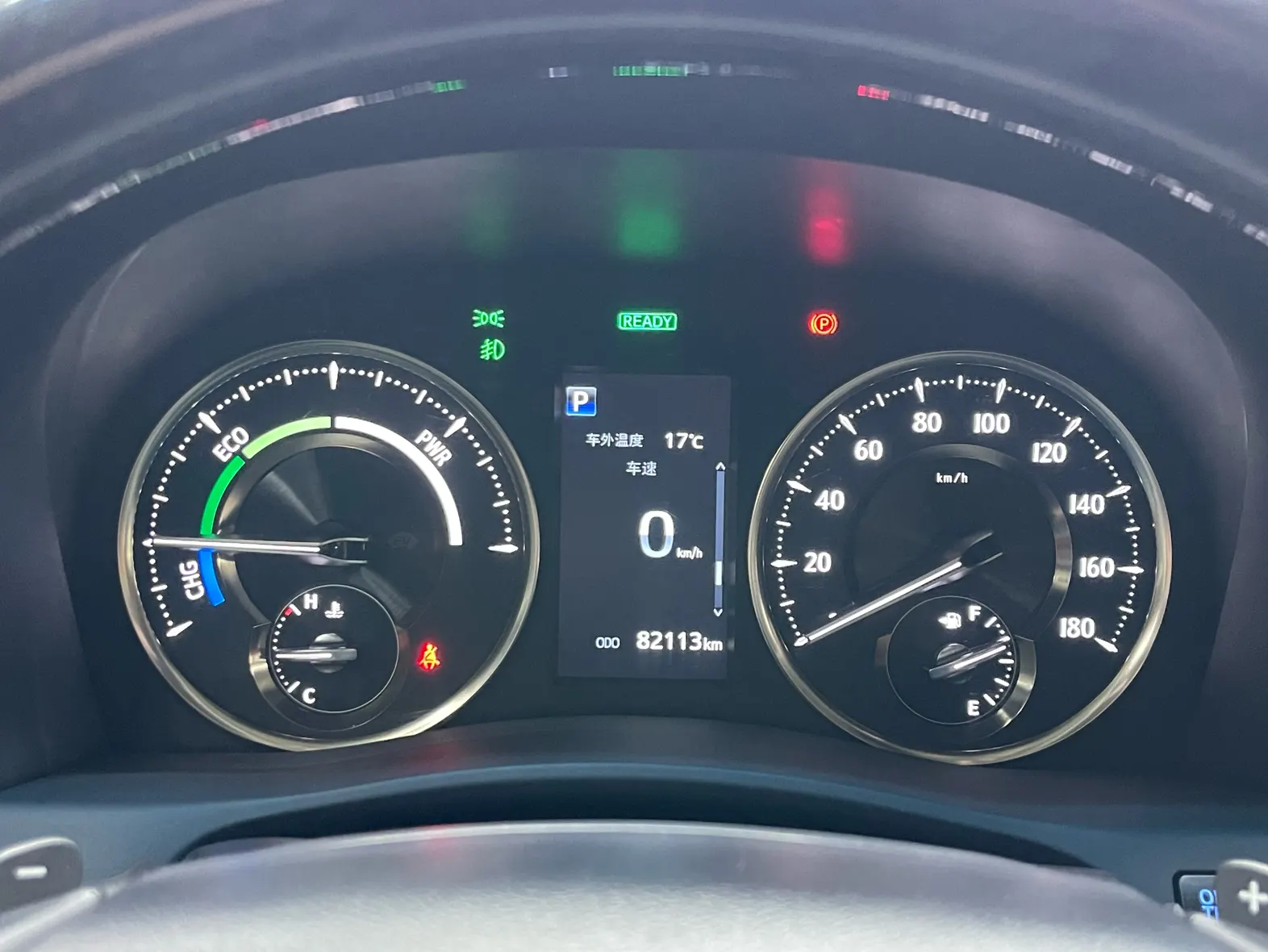 Toyota Vellfire, 2022 12