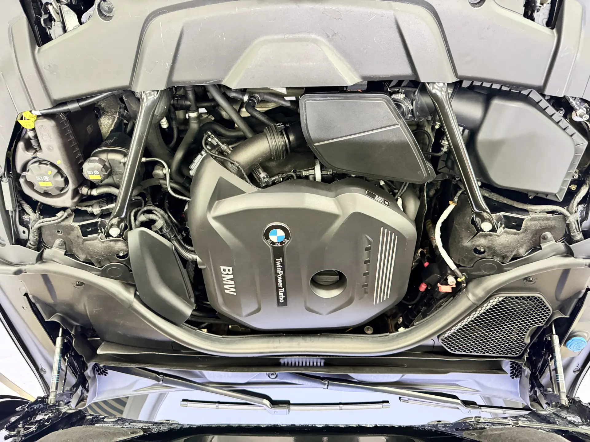 BMW 730Li, 2017 12