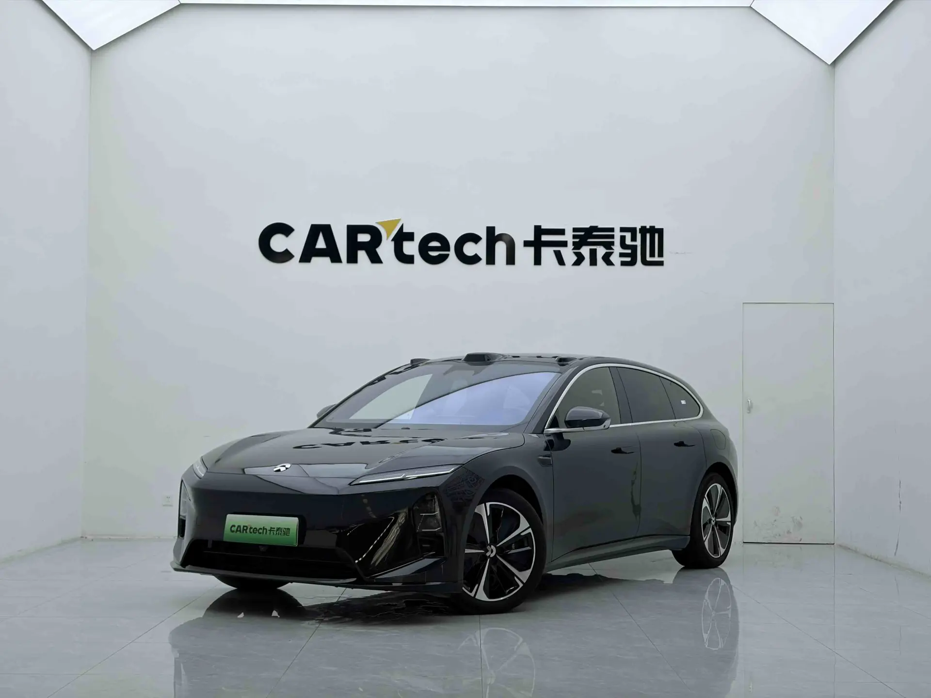 NIO ET5