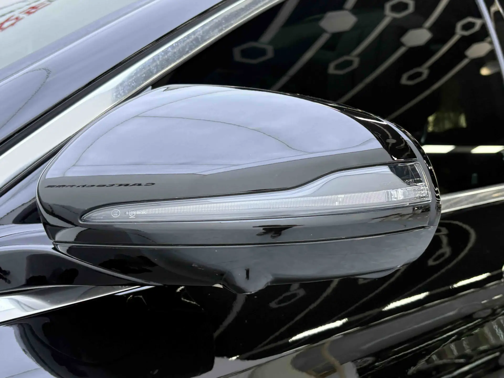 Mercedes-Benz E 300 L, 2023 27