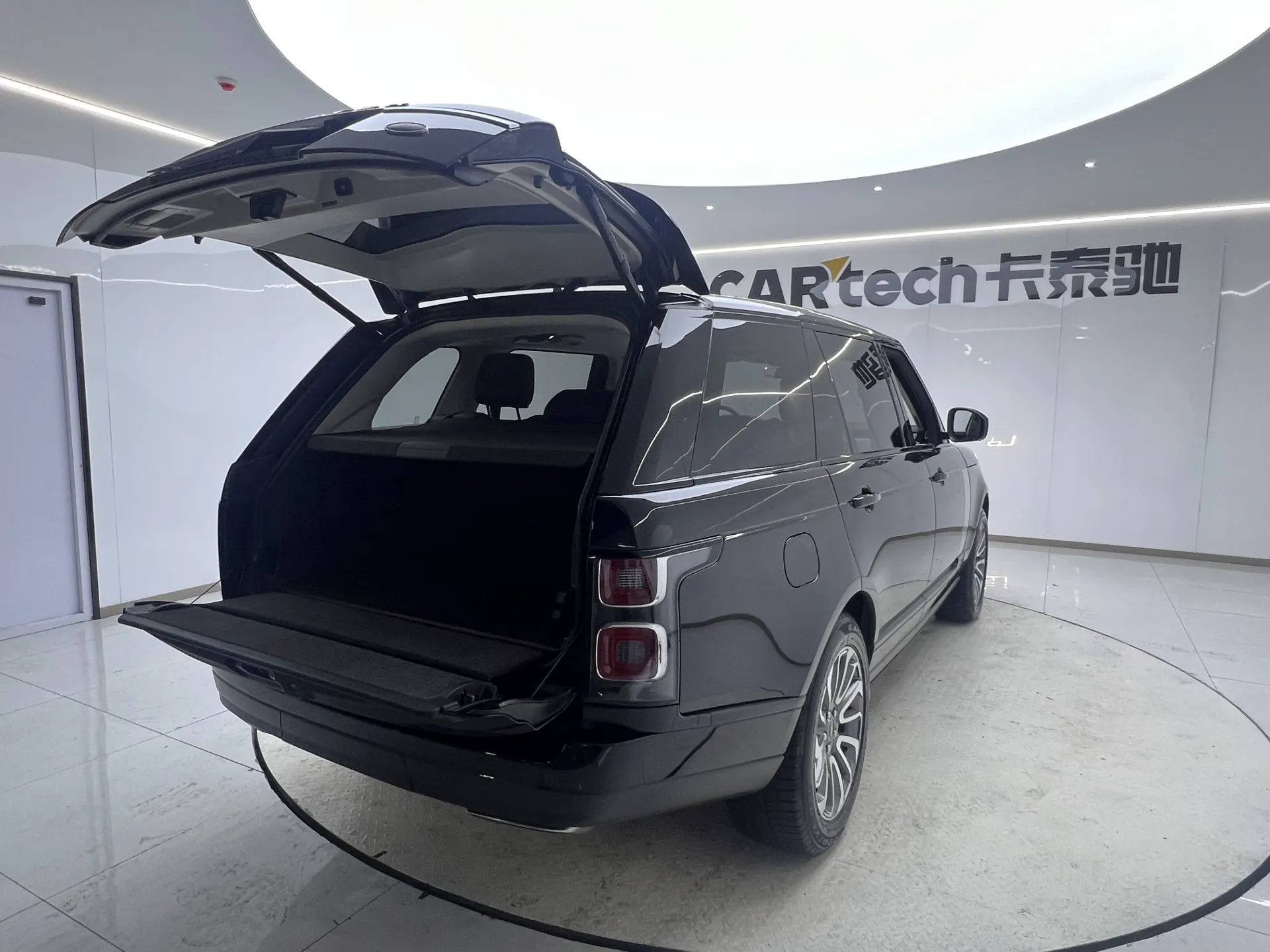 Land Rover Range Rover, 2022 все фото