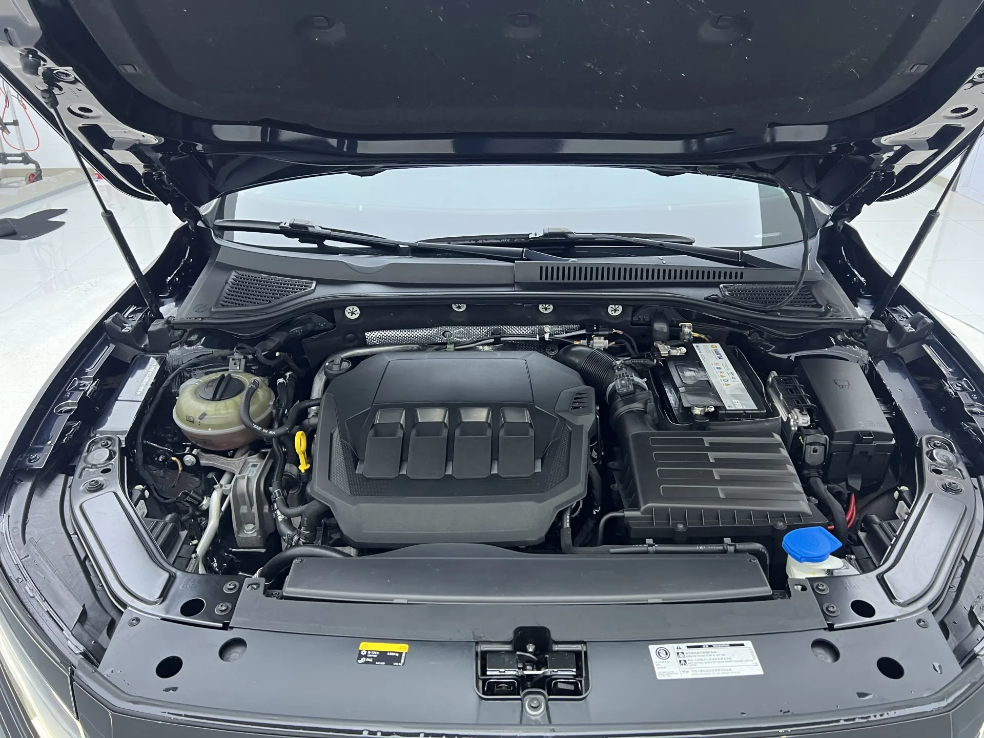 Volkswagen Passat, 2023 2