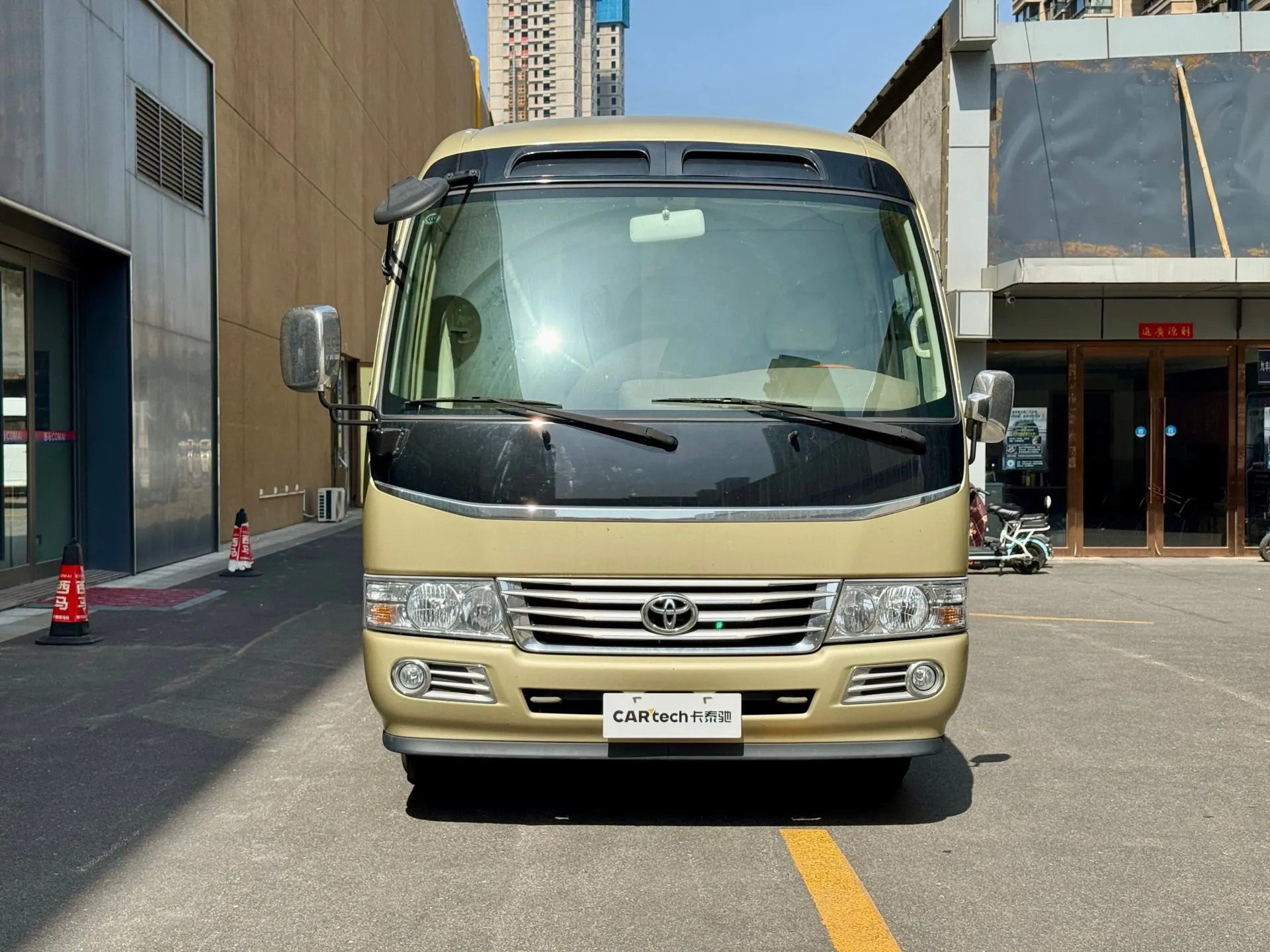 Toyota Coaster, 2024 23