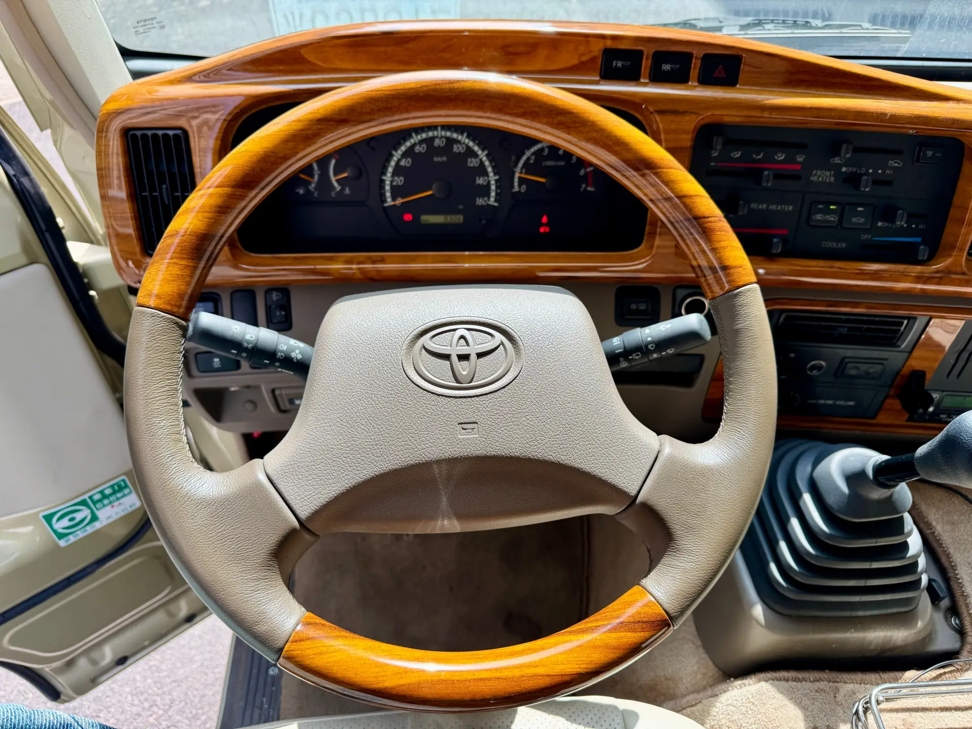 Toyota Coaster, 2024 8