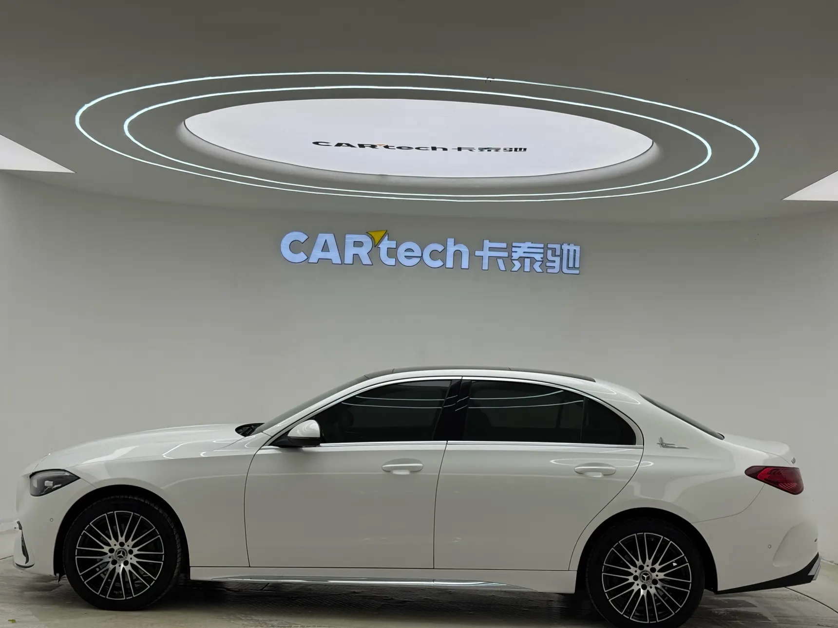 Mercedes-Benz C 260 L, 2023 8
