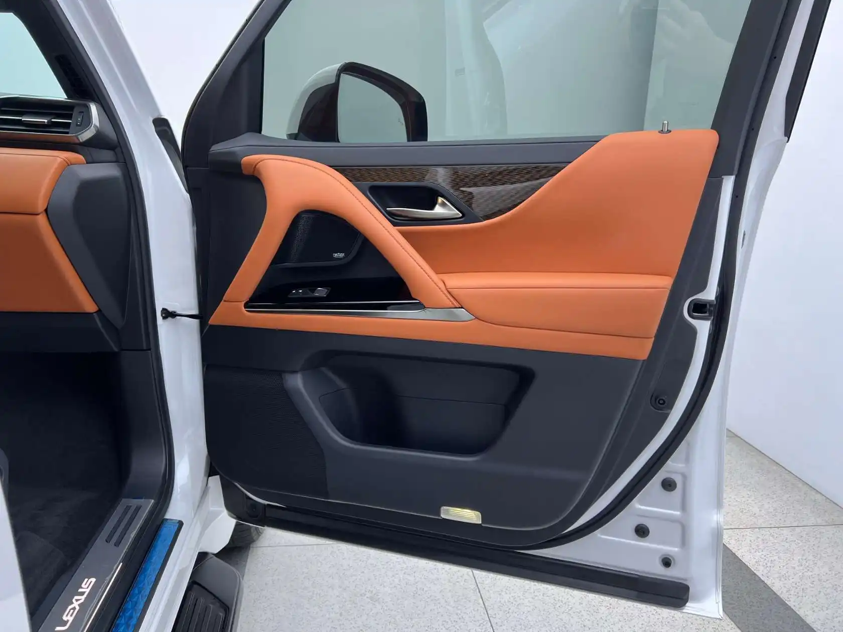 Lexus LX 600, 2024 24