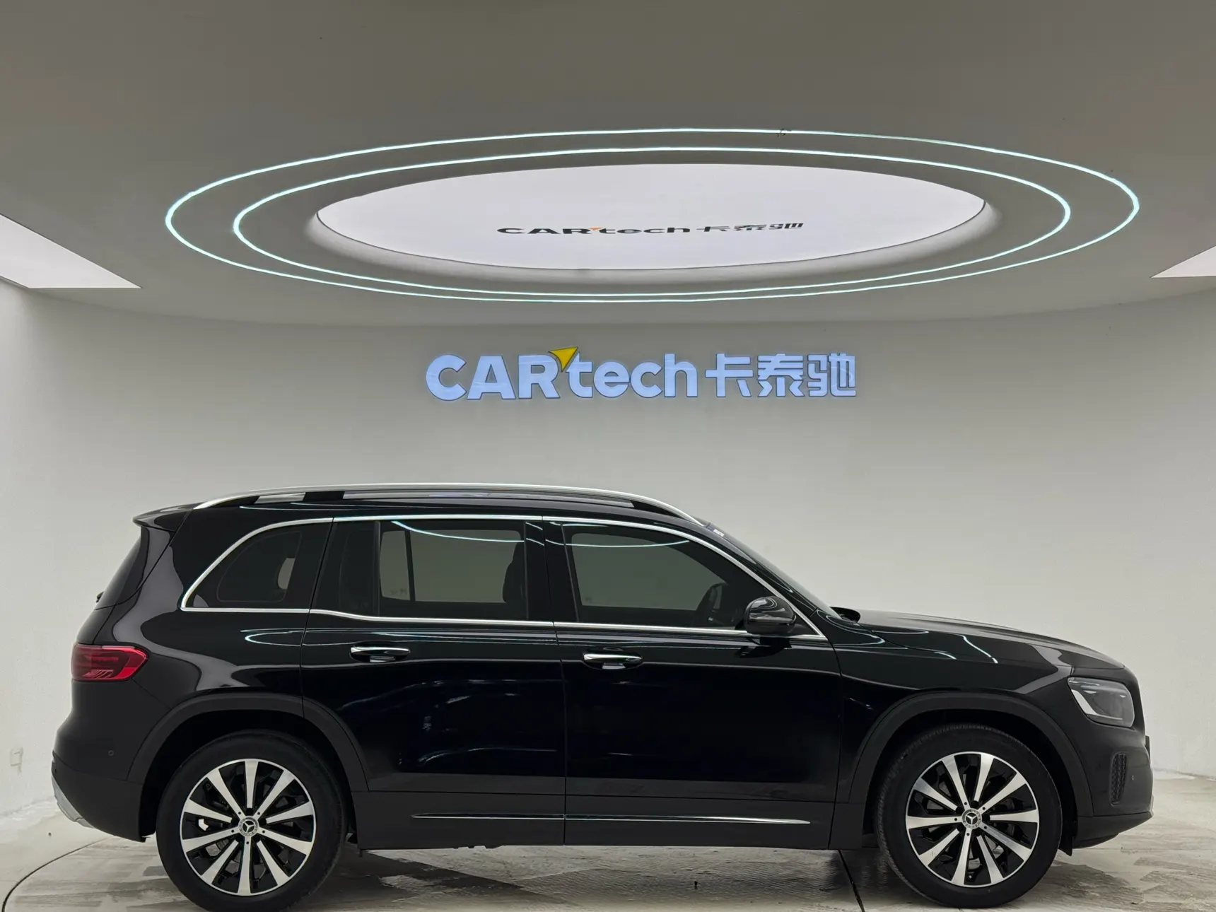 Mercedes-Benz GLB, 2023 4