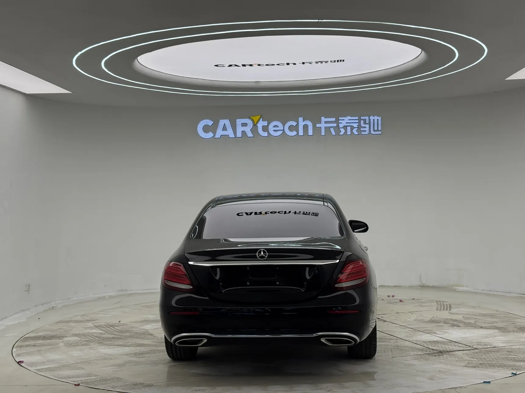 Mercedes-Benz E 300 L, 2019 6