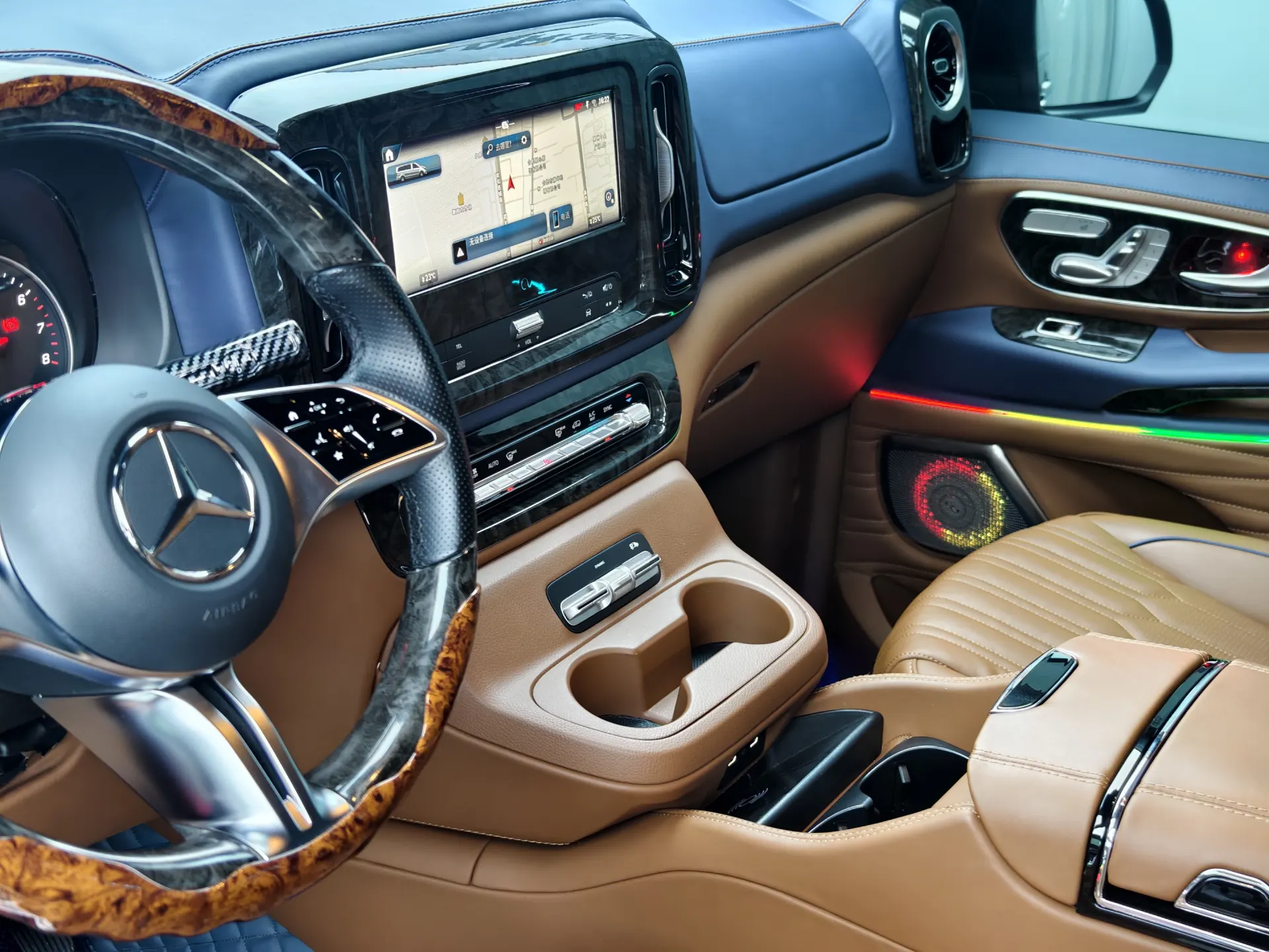 Mercedes-Benz Vito, 2024 24