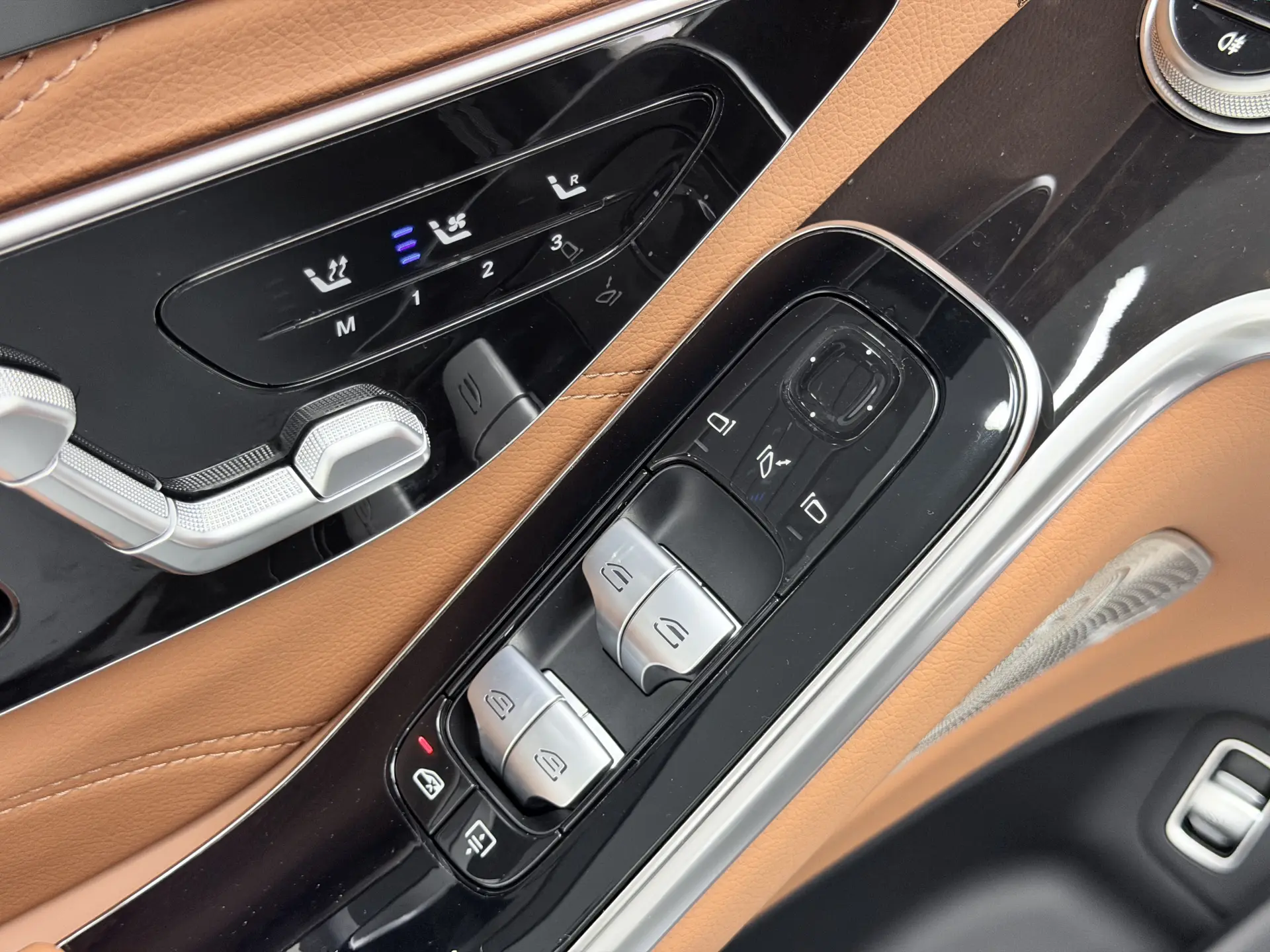 Mercedes-Benz S 480 4MATIC, 2025 57