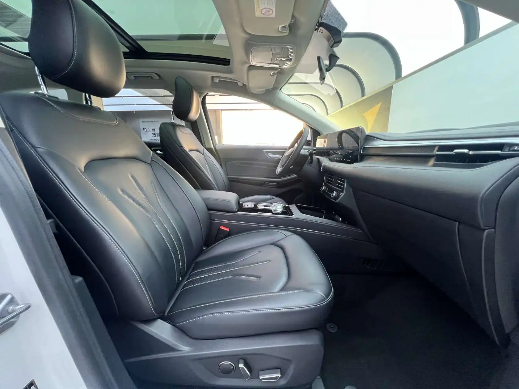 Ford Edge, 2021 18