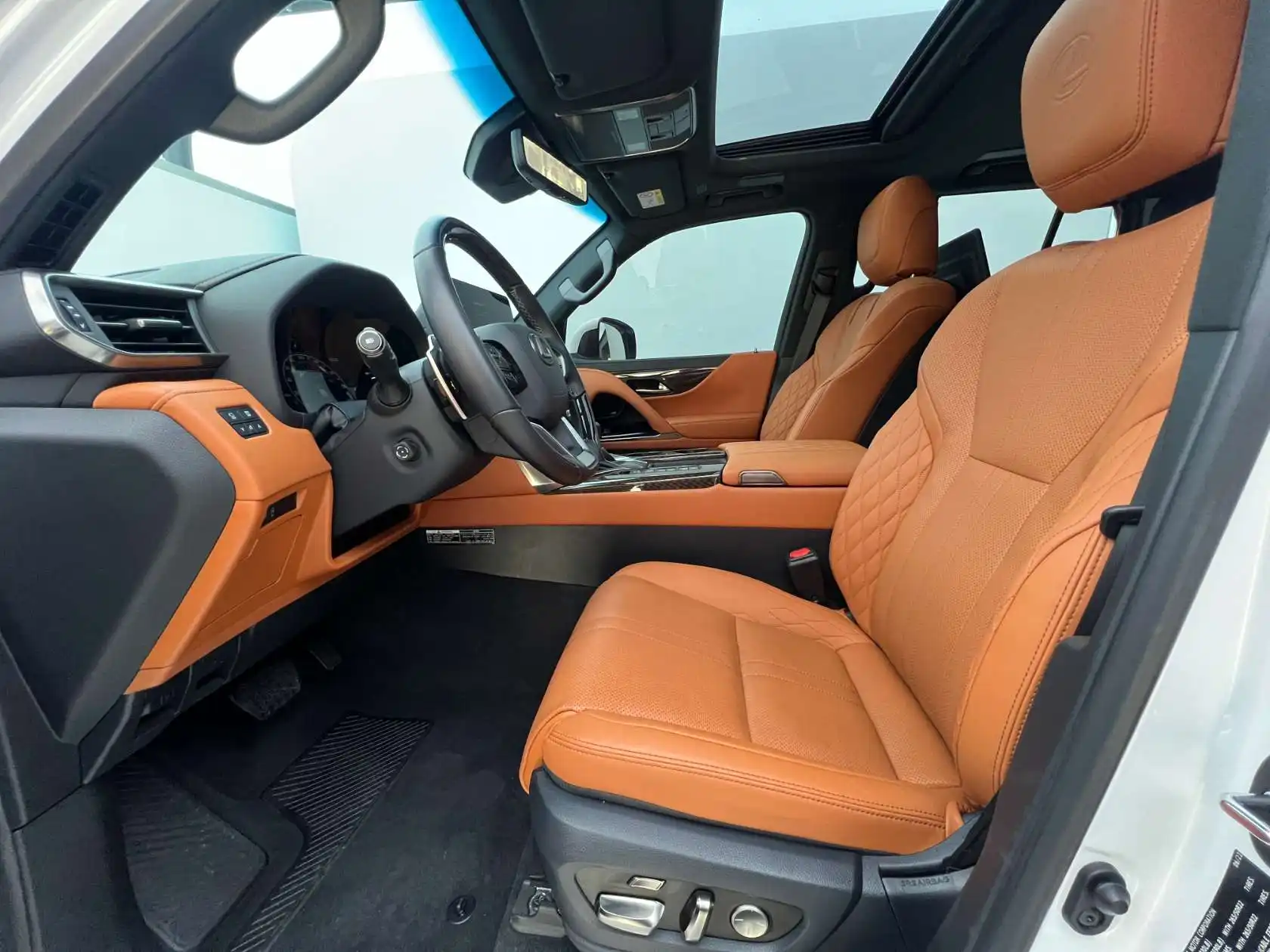 Lexus LX 600, 2024 11