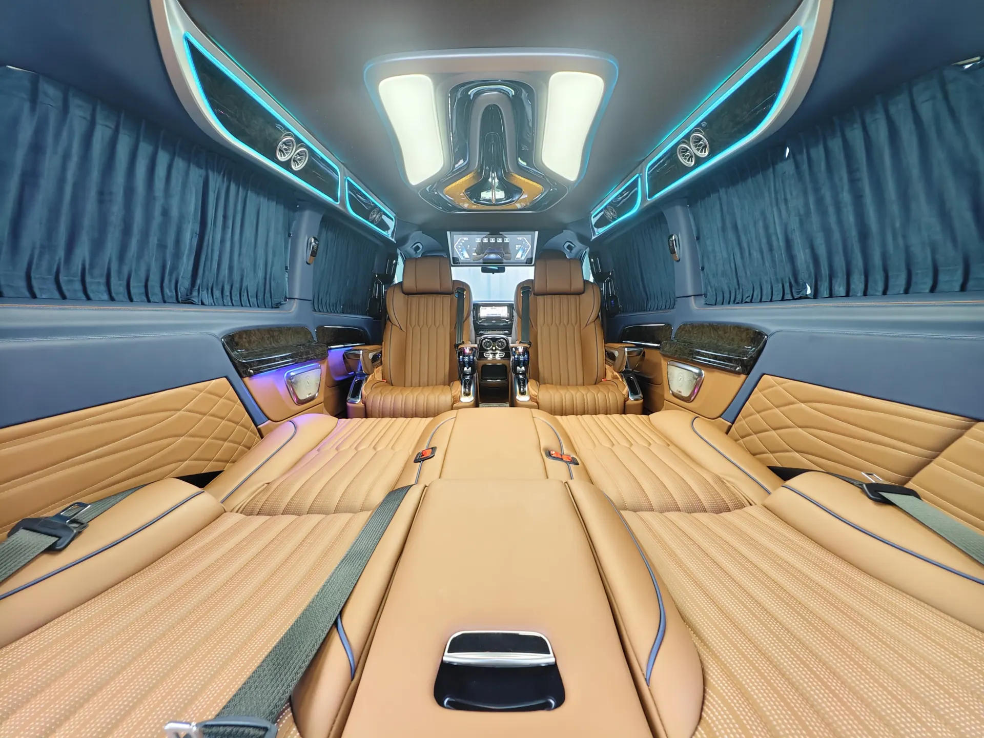 Mercedes-Benz Vito, 2024 17