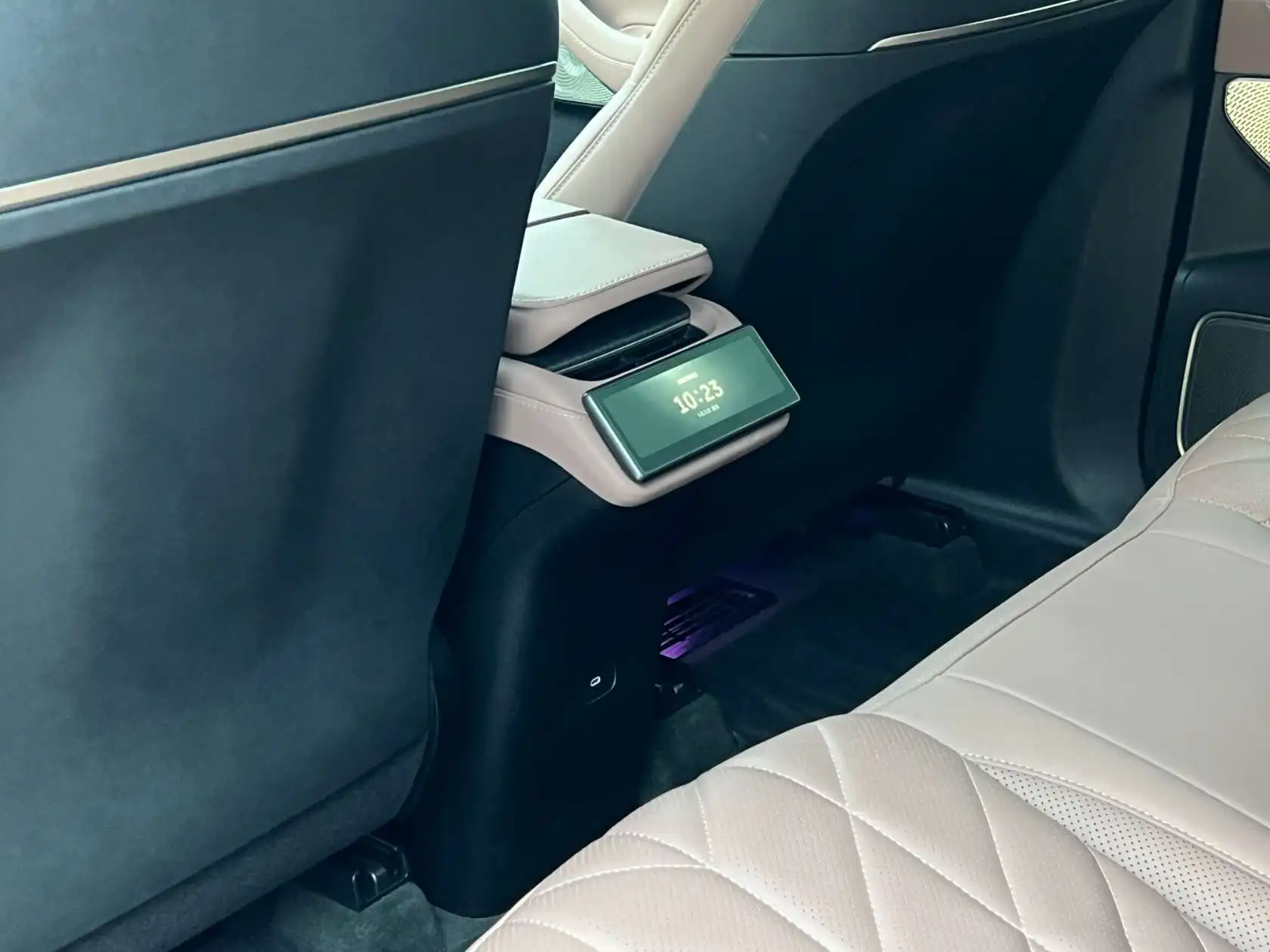 NIO EC6, 2025 15