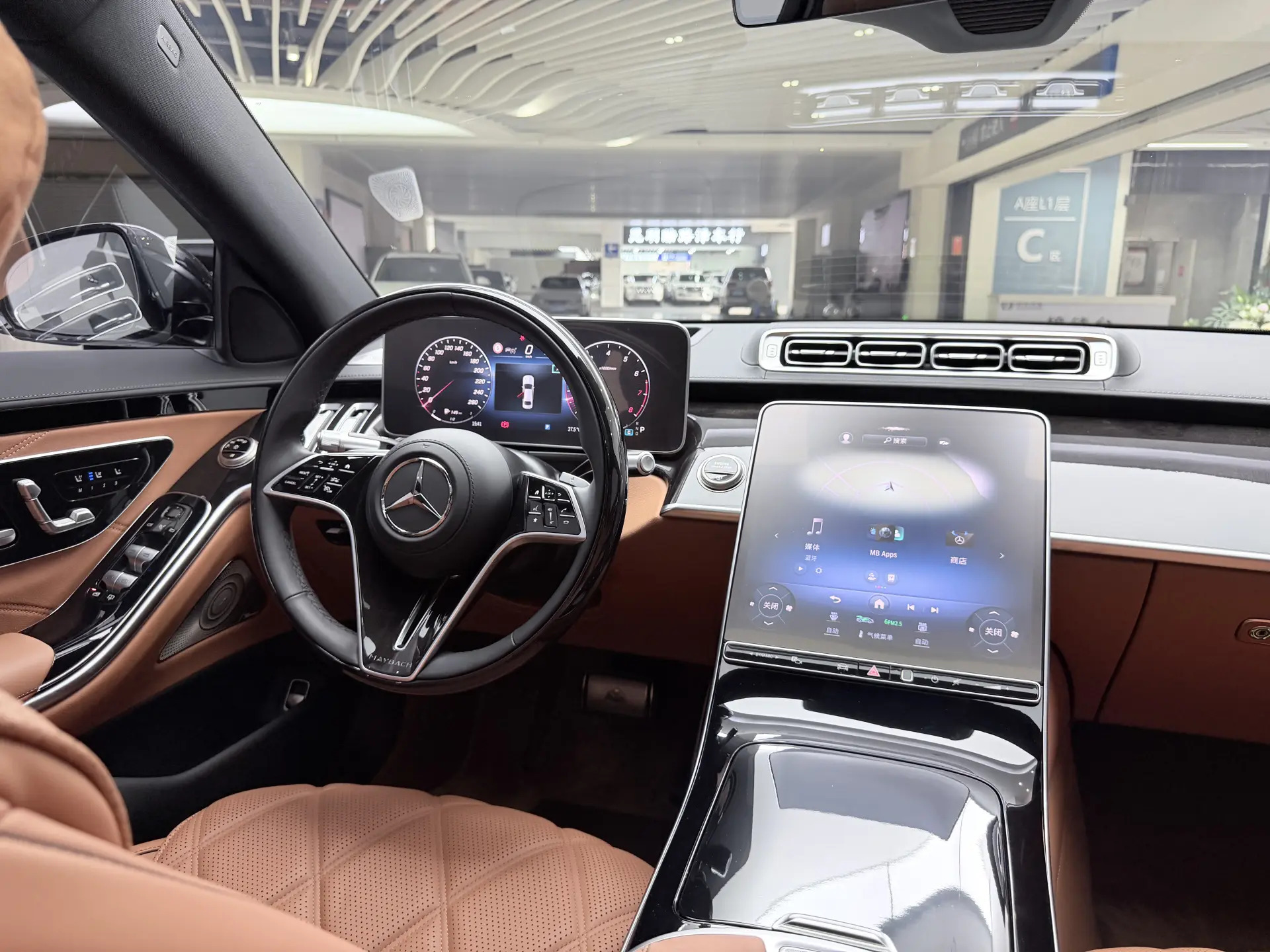 Mercedes-Benz S 480 4MATIC, 2025 51