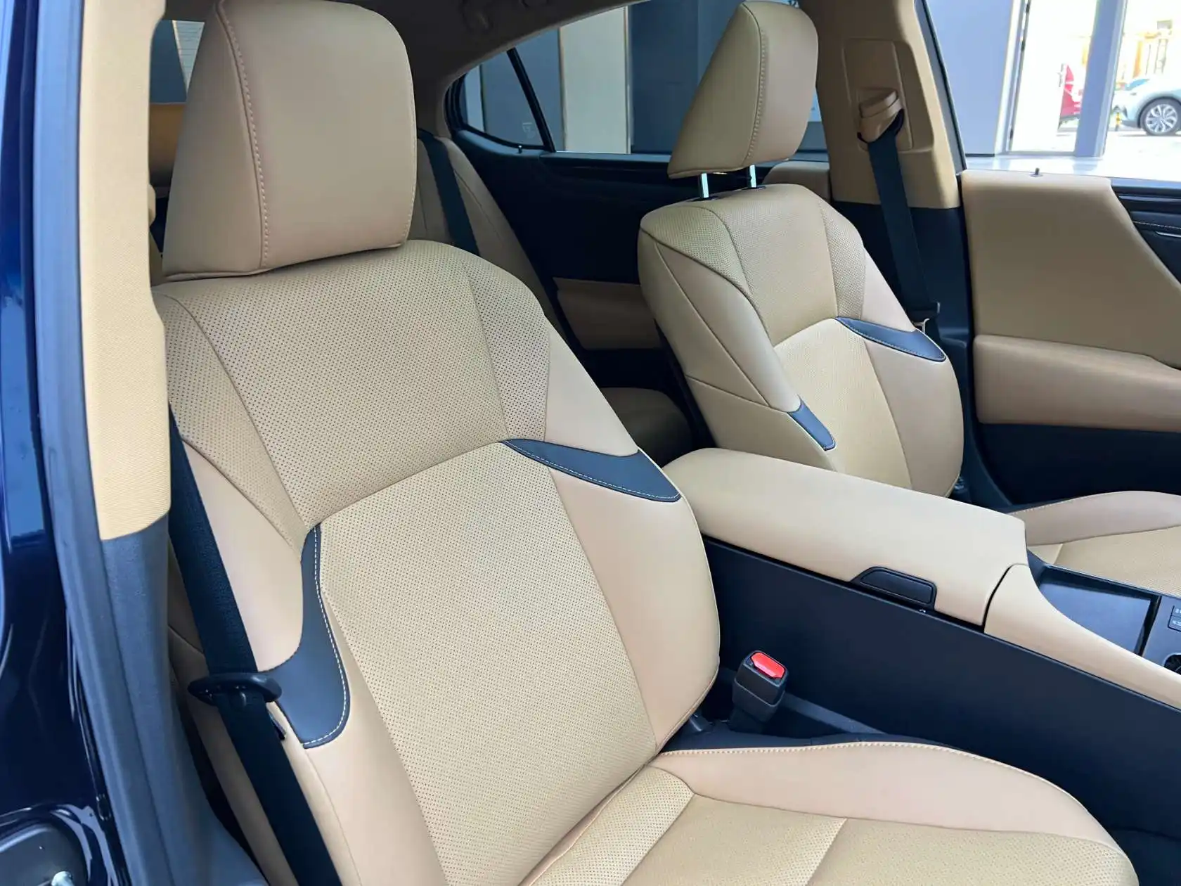 Lexus ES 200, 2024 18