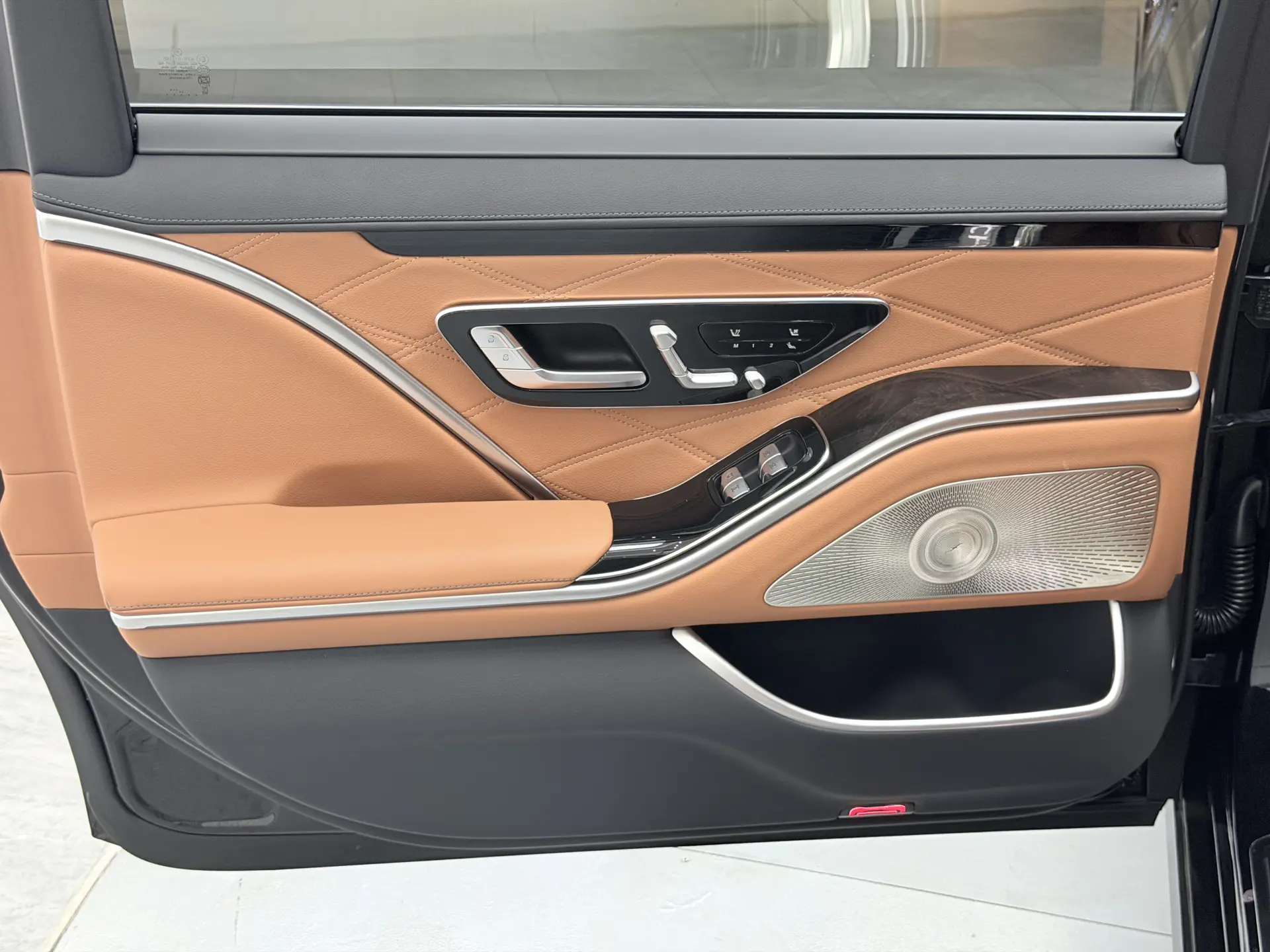 Mercedes-Benz S 480 4MATIC, 2025 55