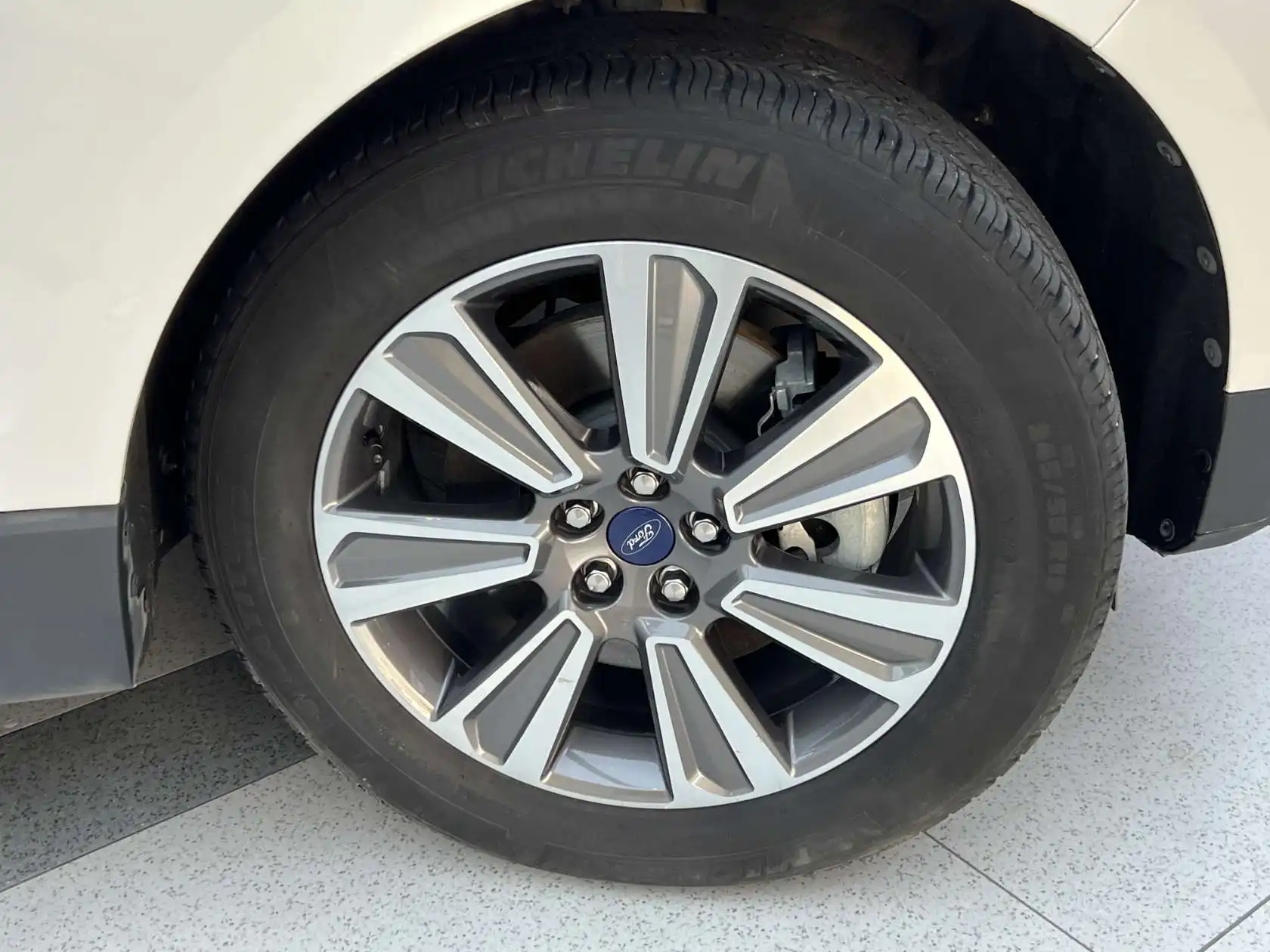 Ford Edge, 2021 32