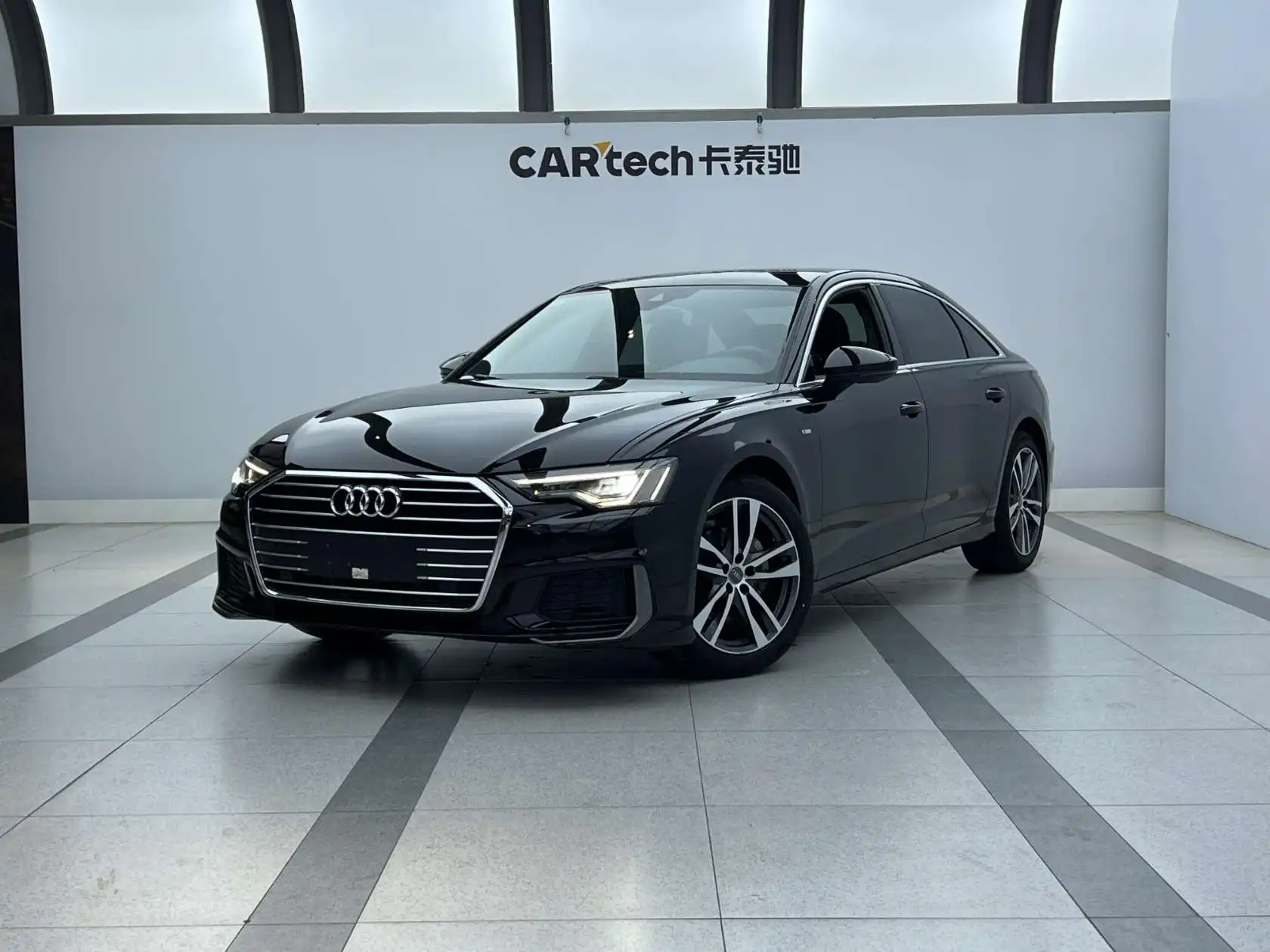 Audi A6L 40 TFSI