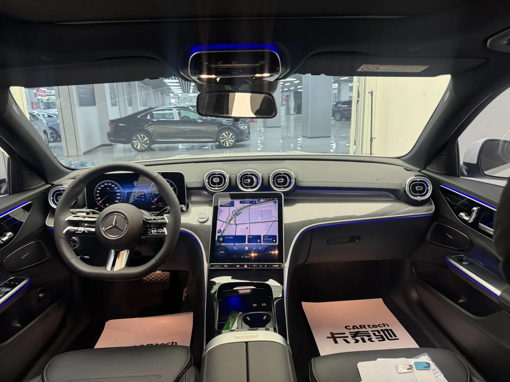 Mercedes-Benz C 260 L, 2025 10