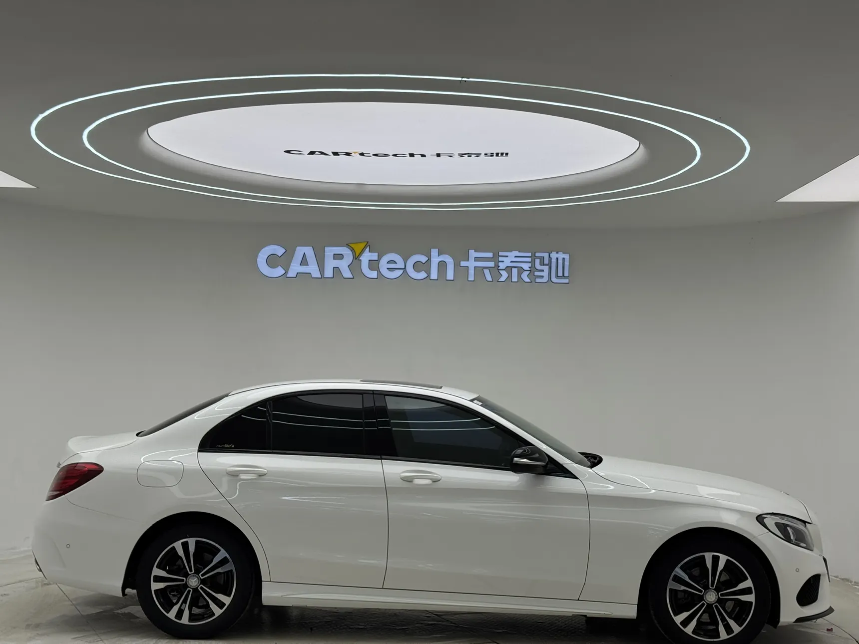 Mercedes-Benz C 200, 2016 4