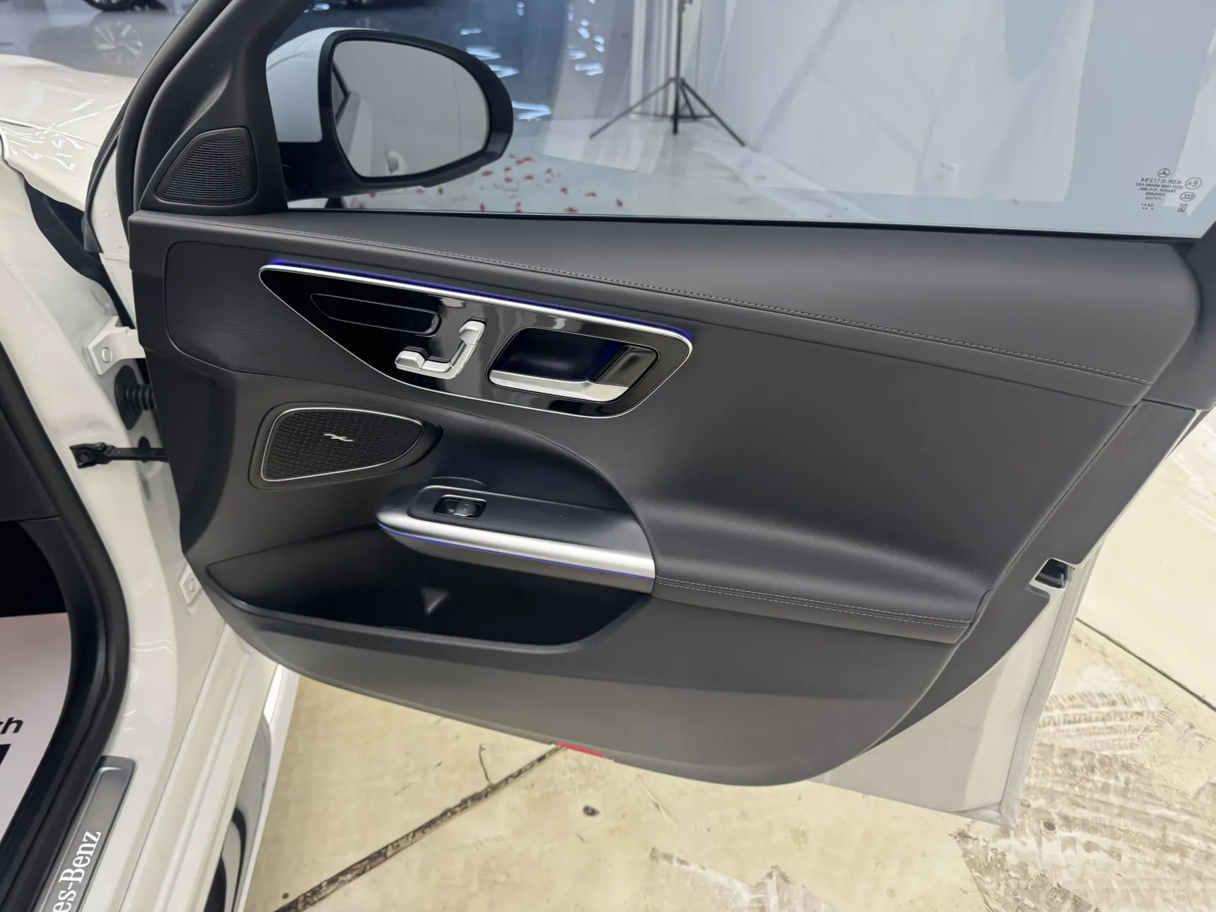 Mercedes-Benz C 260 L, 2025 18