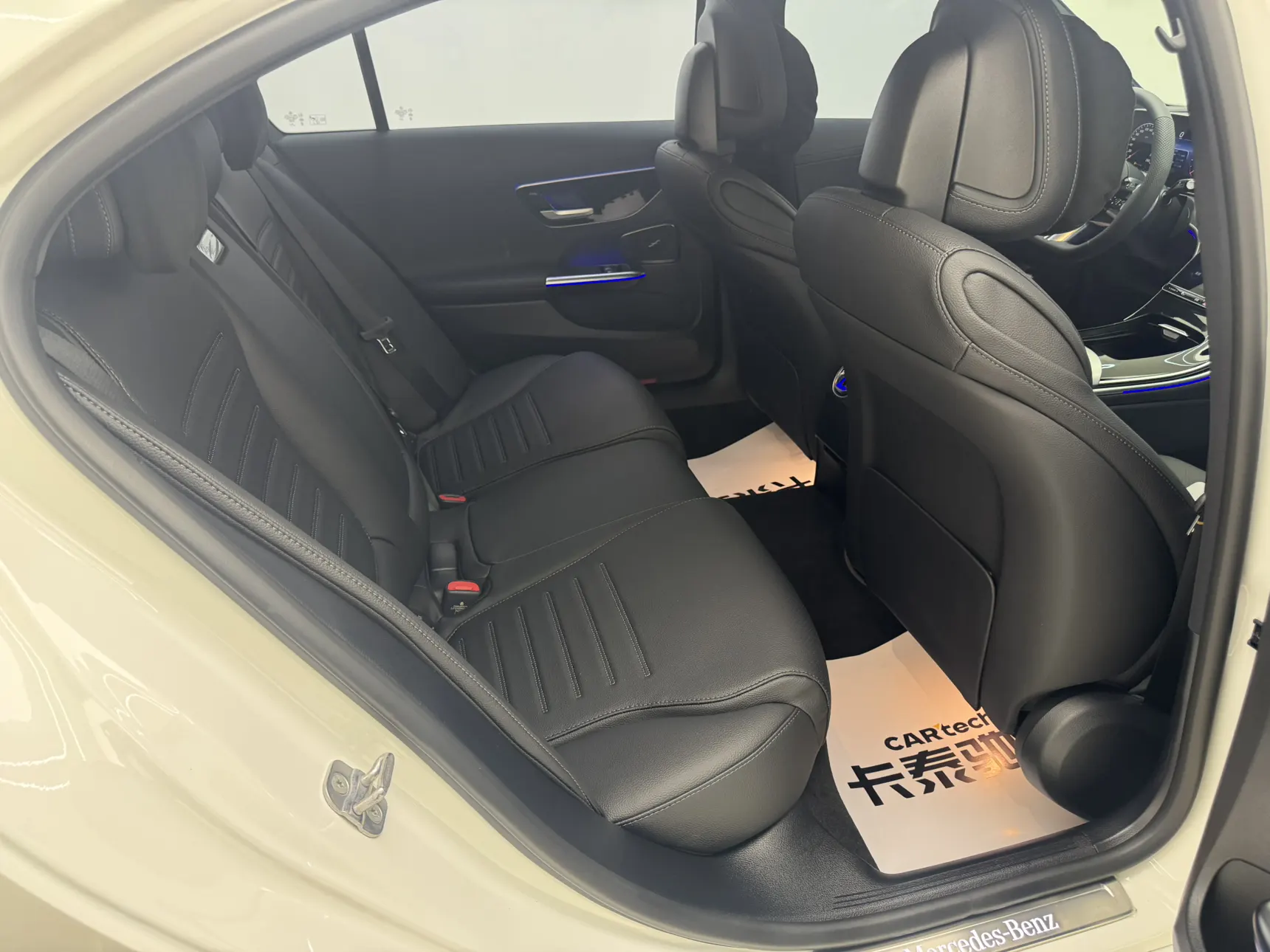 Mercedes-Benz C 260 L, 2025 22