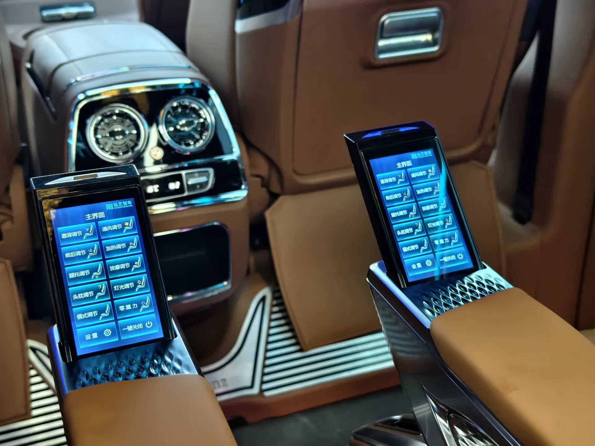 Mercedes-Benz Vito, 2024 23