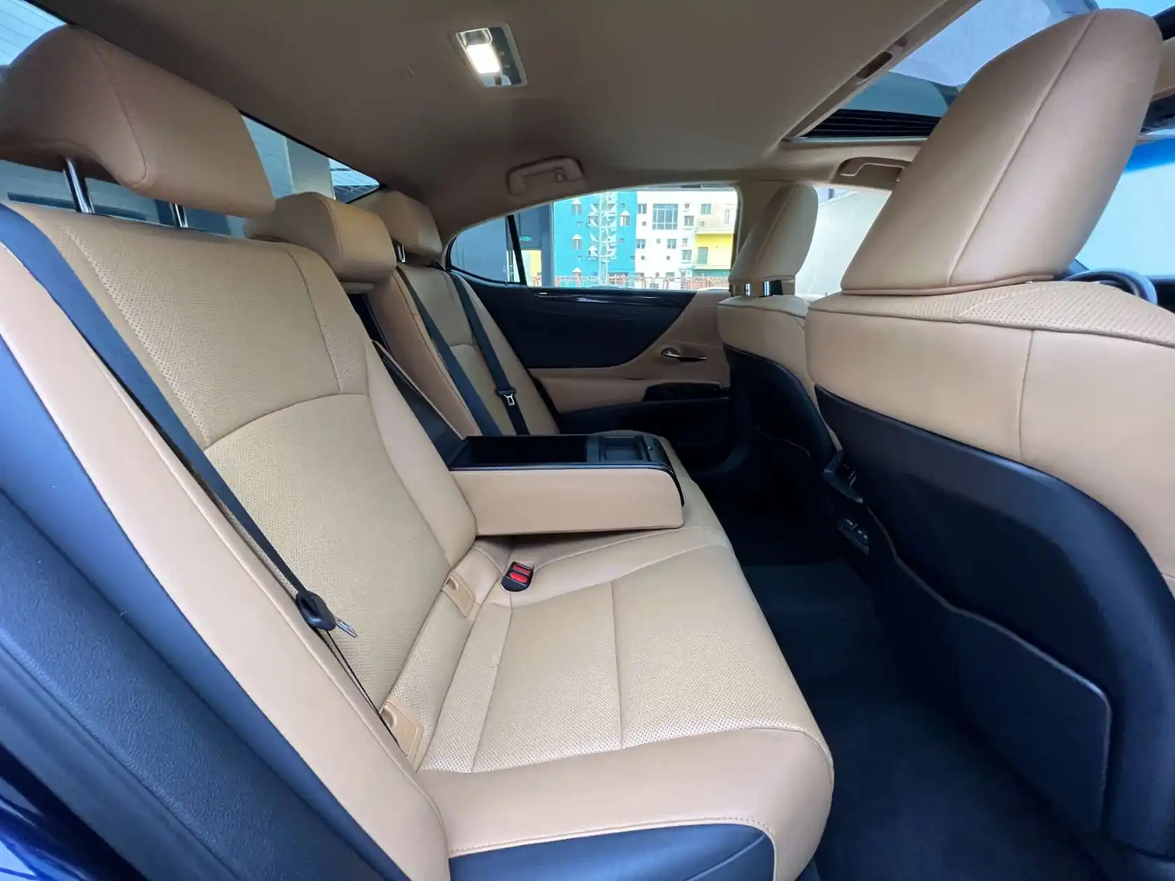 Lexus ES 200, 2024 14