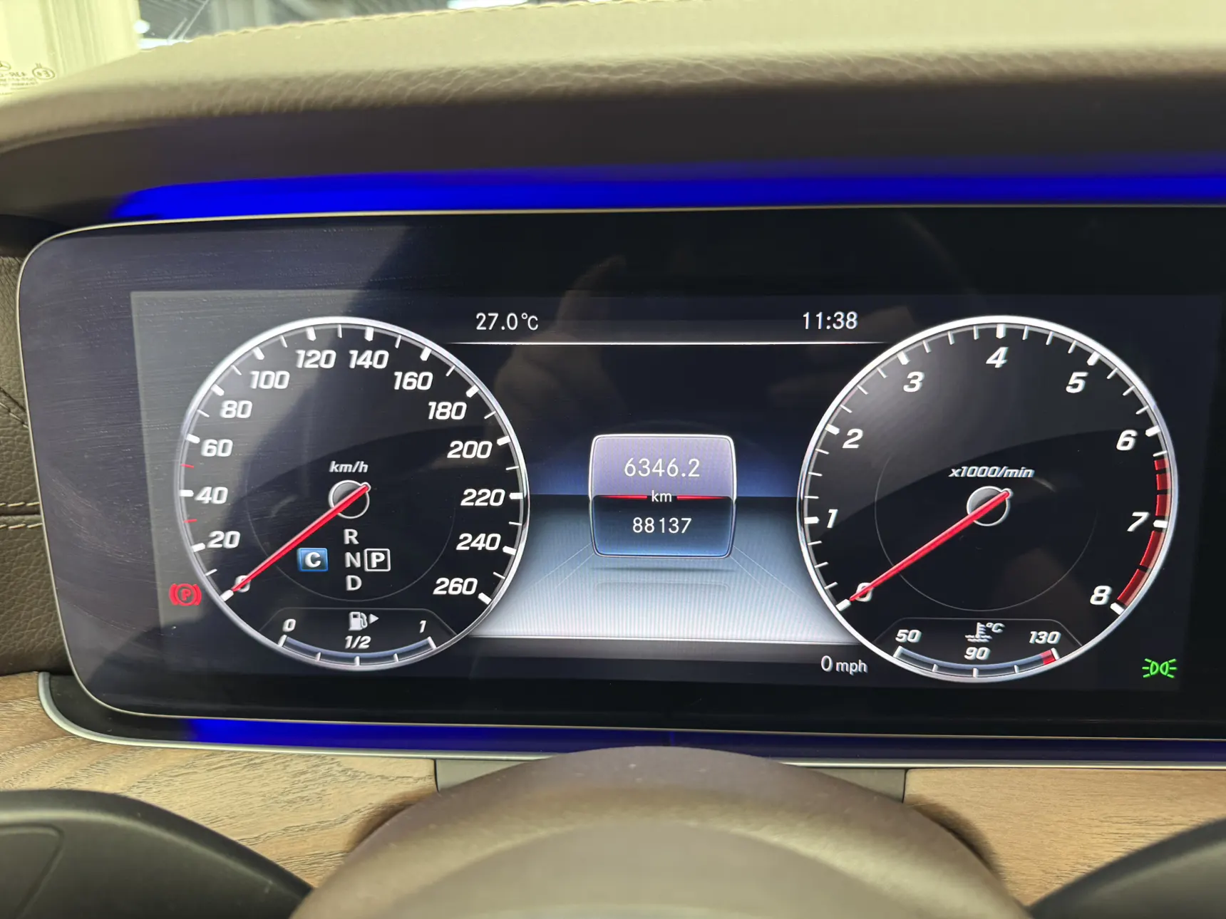 Mercedes-Benz E 300 L, 2019 12