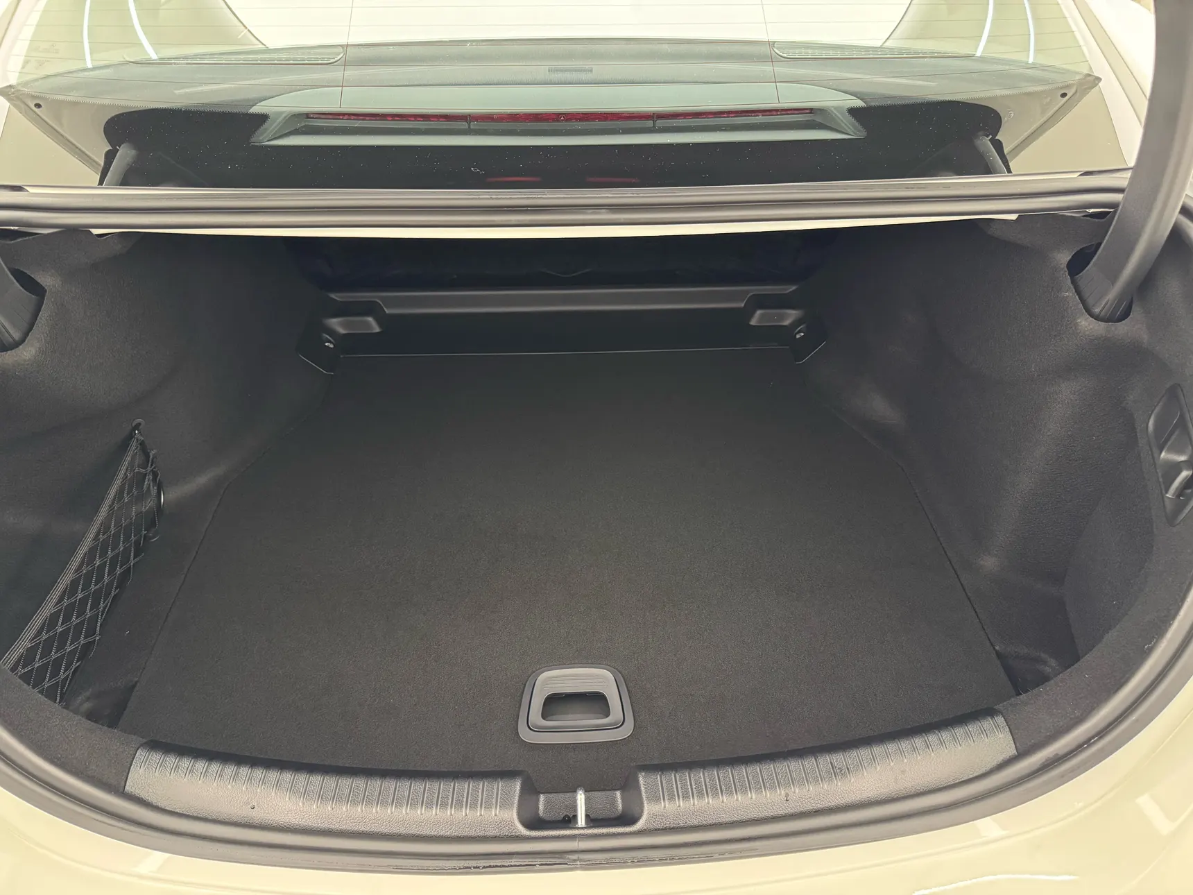 Mercedes-Benz C 260 L, 2023 9
