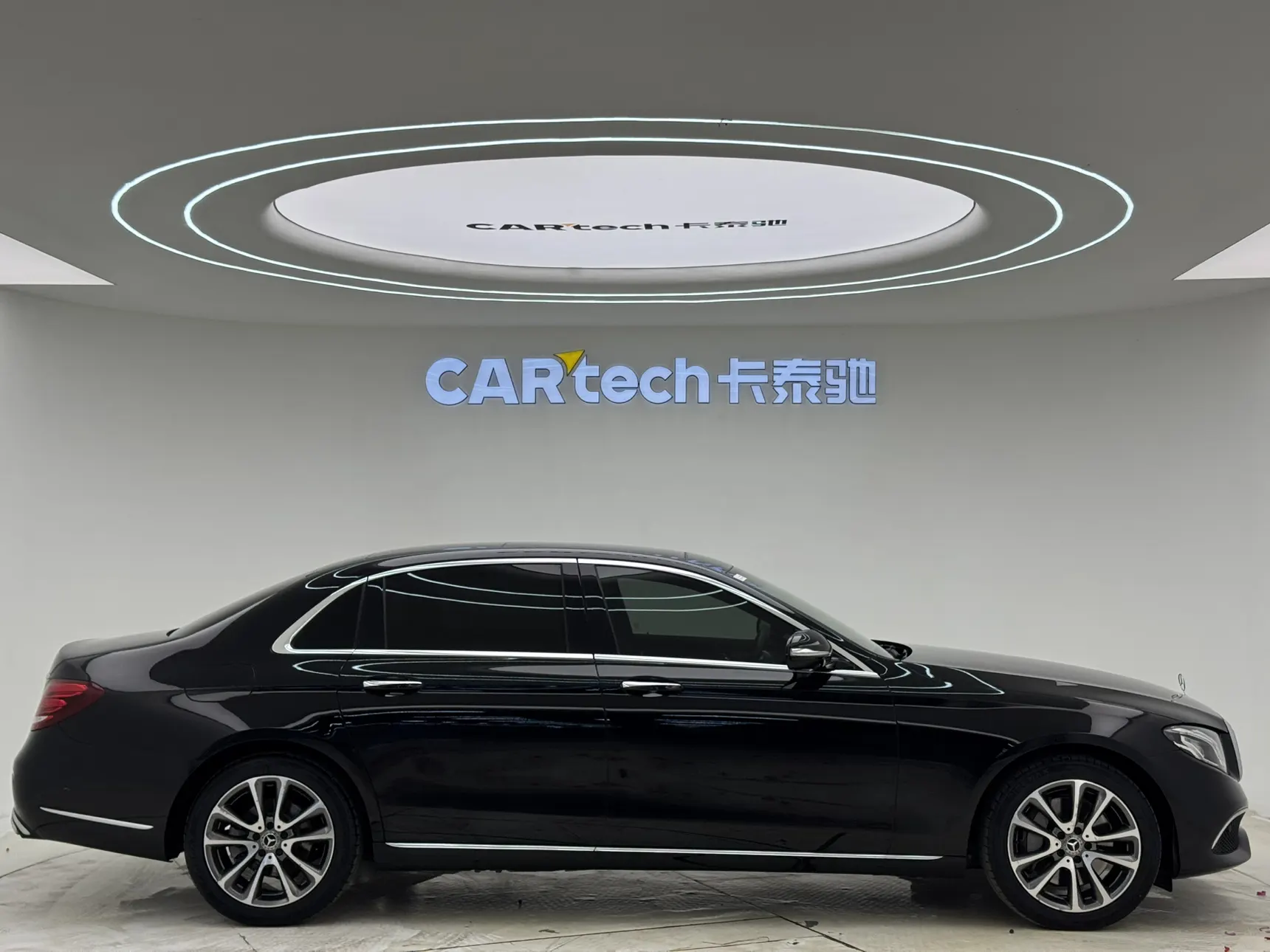 Mercedes-Benz E 300 L, 2019 4