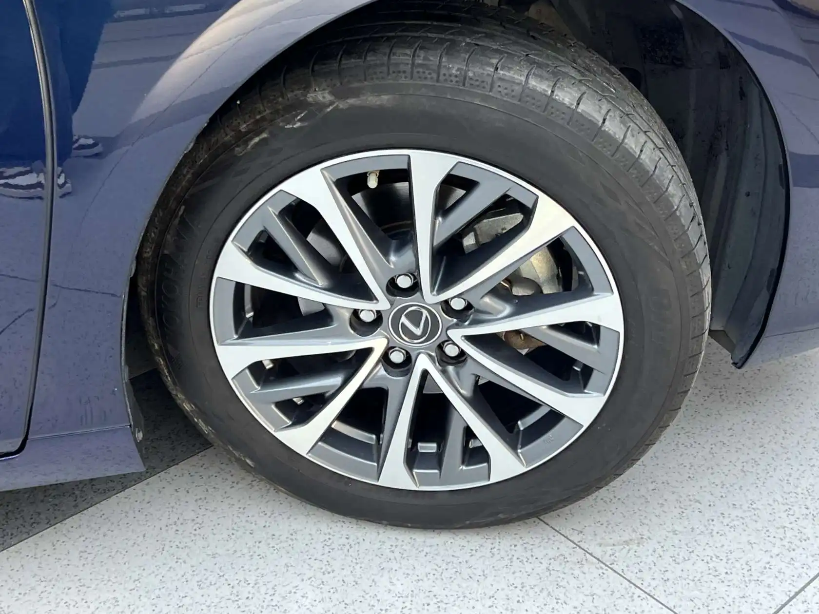 Lexus ES 200, 2024 30