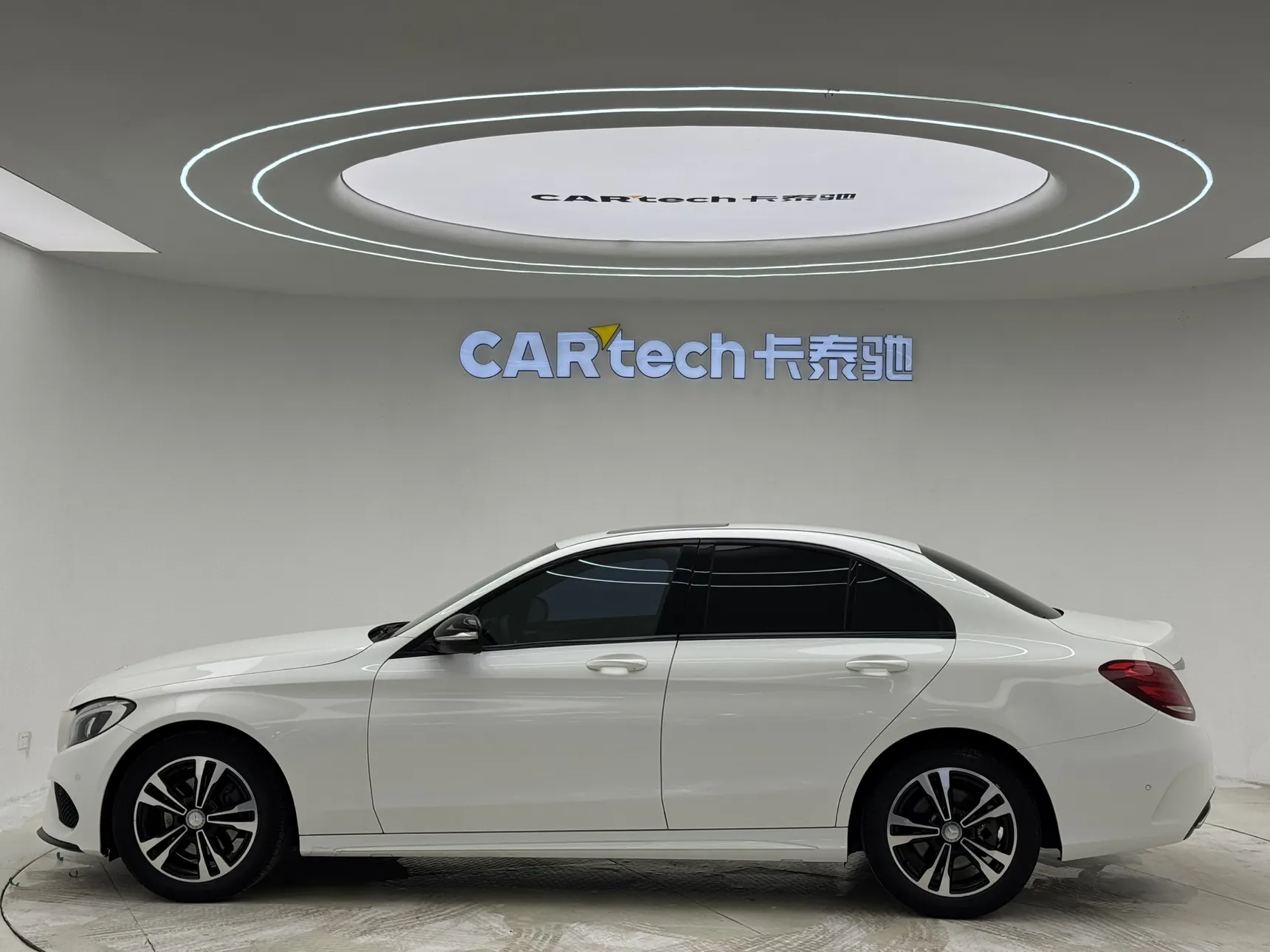 Mercedes-Benz C 200, 2016 8