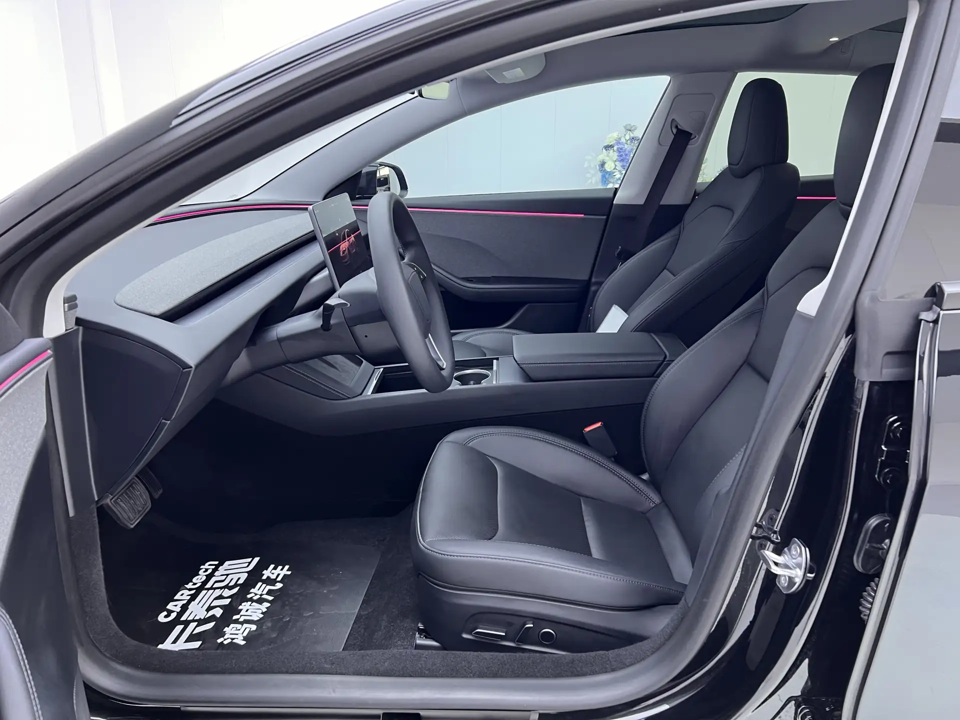 Tesla Model 3, 2026 18