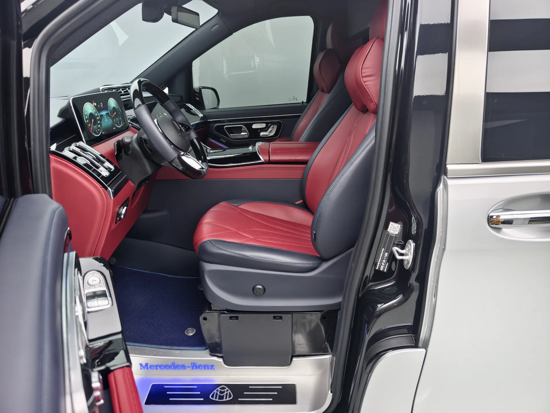 Mercedes-Benz Vito, 2025 11