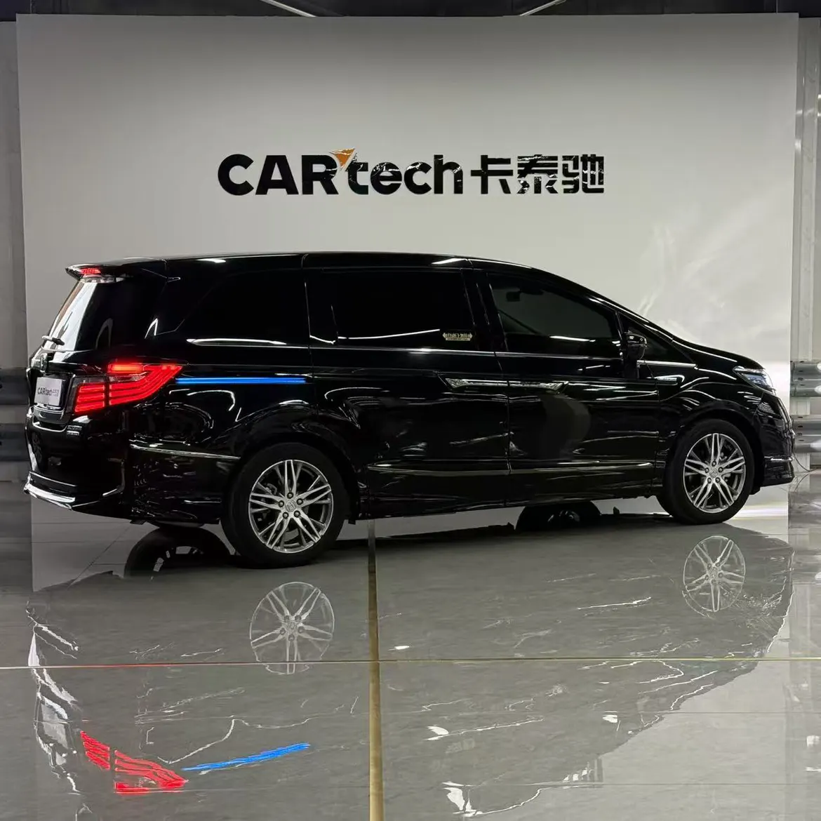 Honda Elysion, 2021 4
