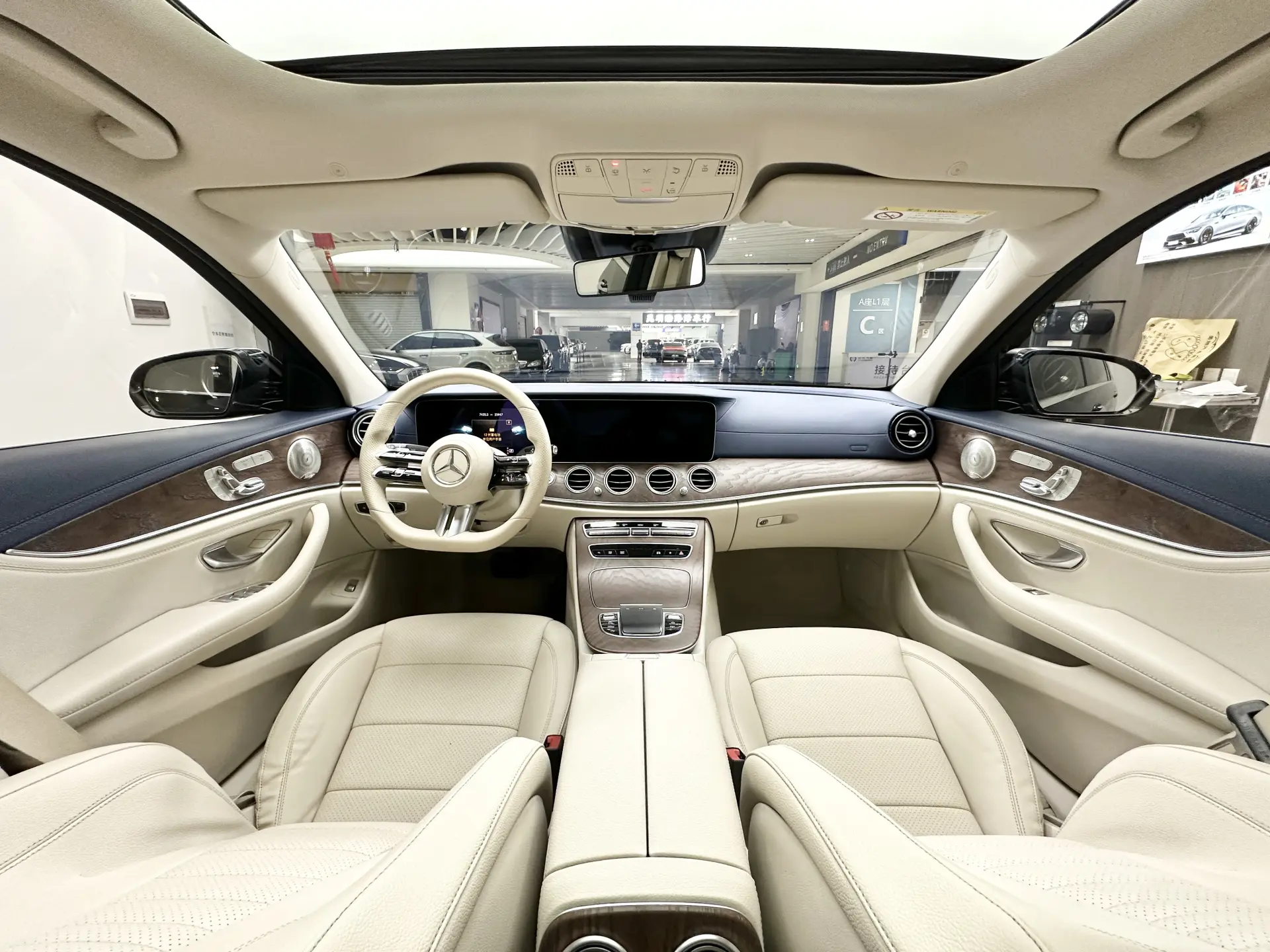 Mercedes-Benz E 300 L, 2022 17