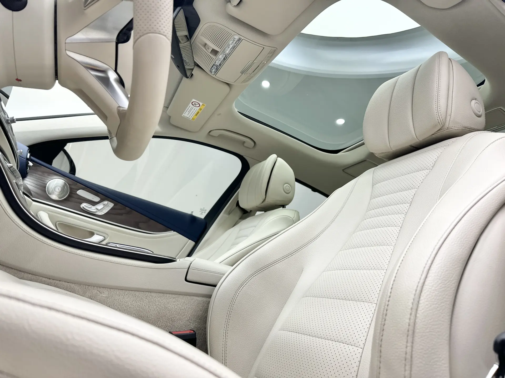 Mercedes-Benz E 300 L, 2022 22