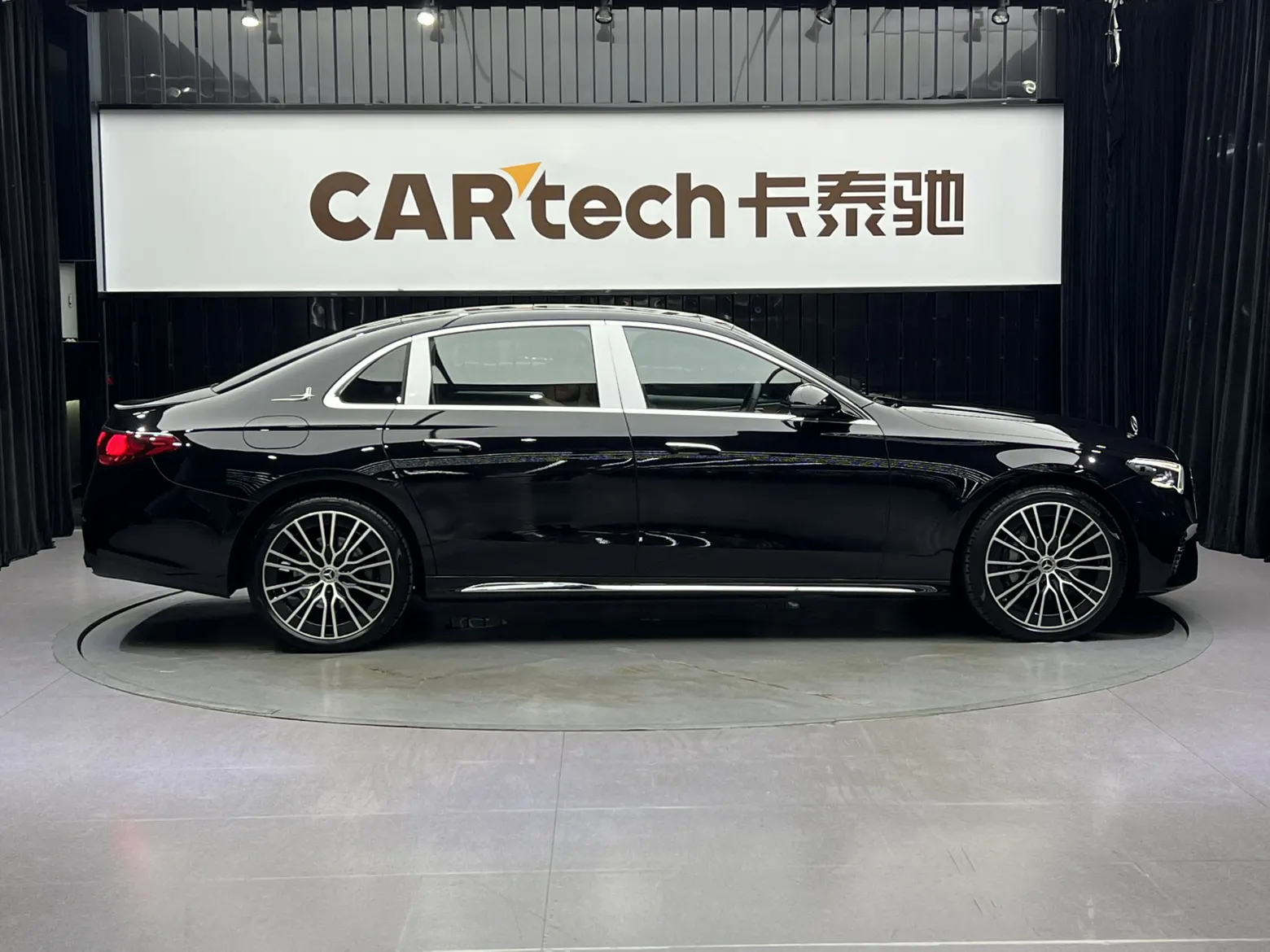 Mercedes-Benz E 300 L, 2024 4