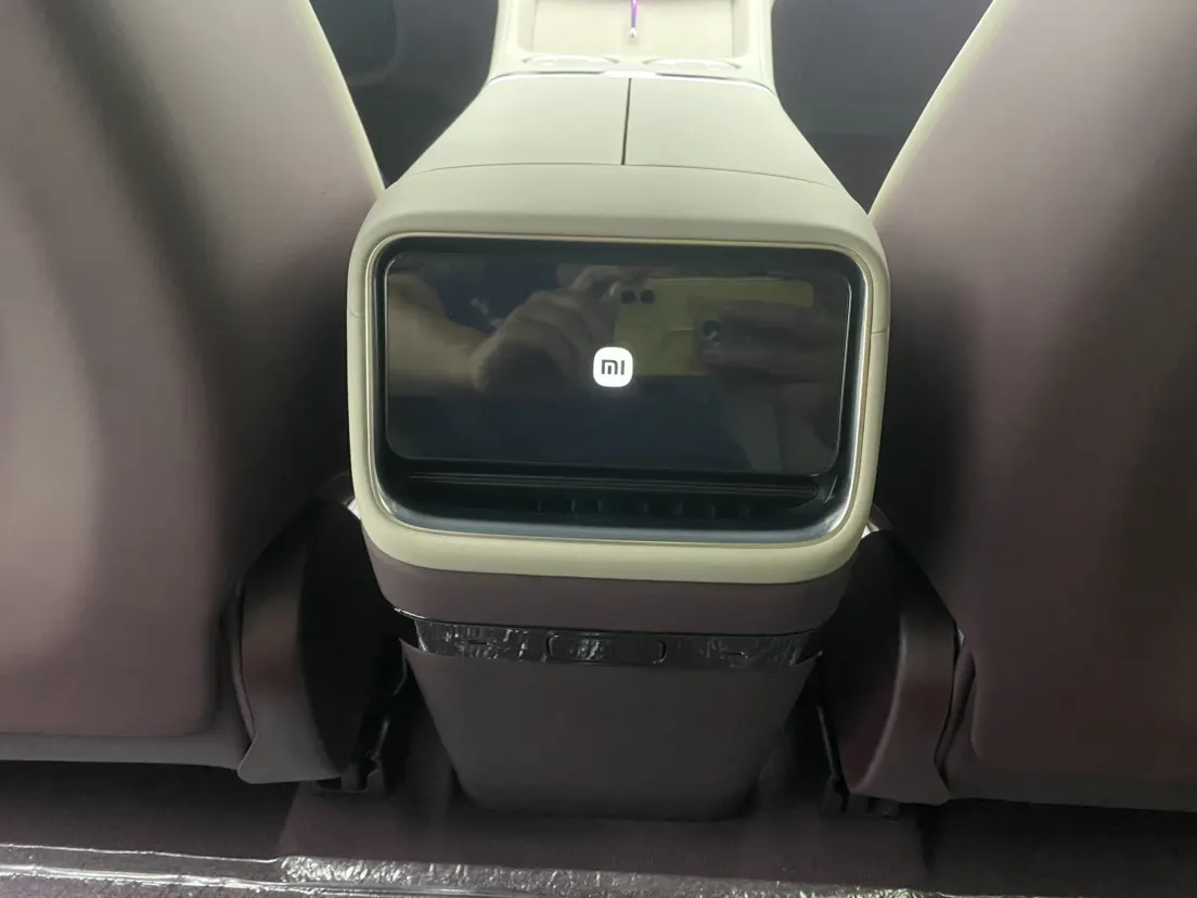 Xiaomi YU7, 2025 22